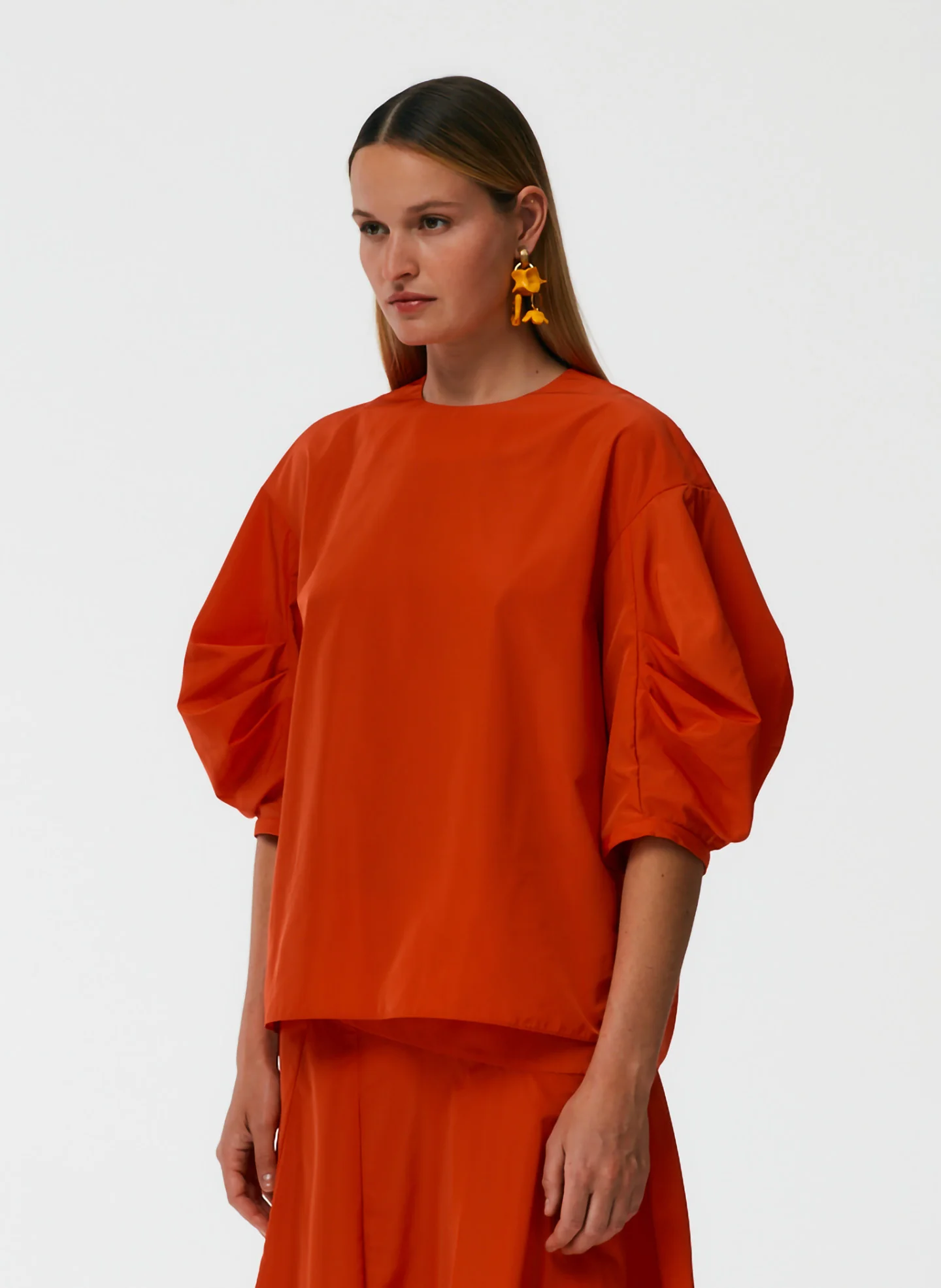 Italian Sporty Nylon Pleat Sleeve Top - Image 10