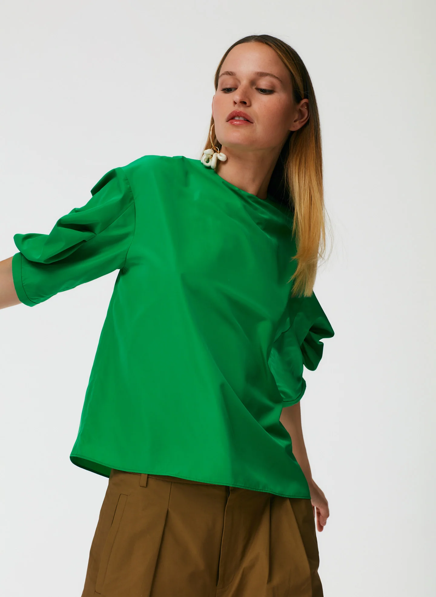 Italian Sporty Nylon Pleat Sleeve Top - Image 19