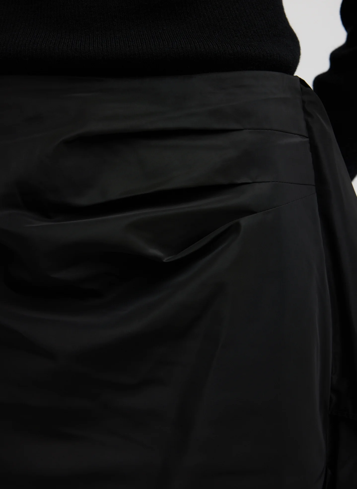 Italian Sporty Nylon Ribbon Skirt - Image 4