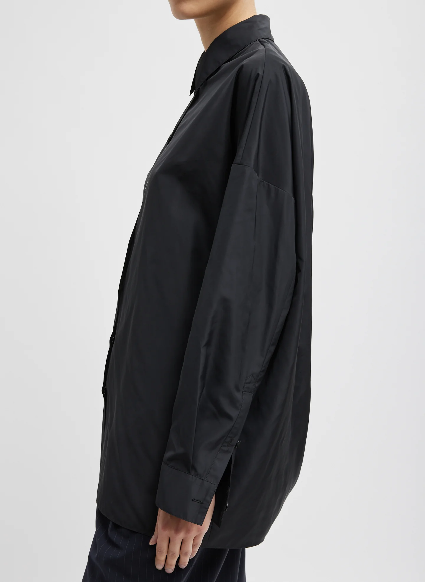 Italian Sporty Nylon Shirt With Cocoon Back - Image 5