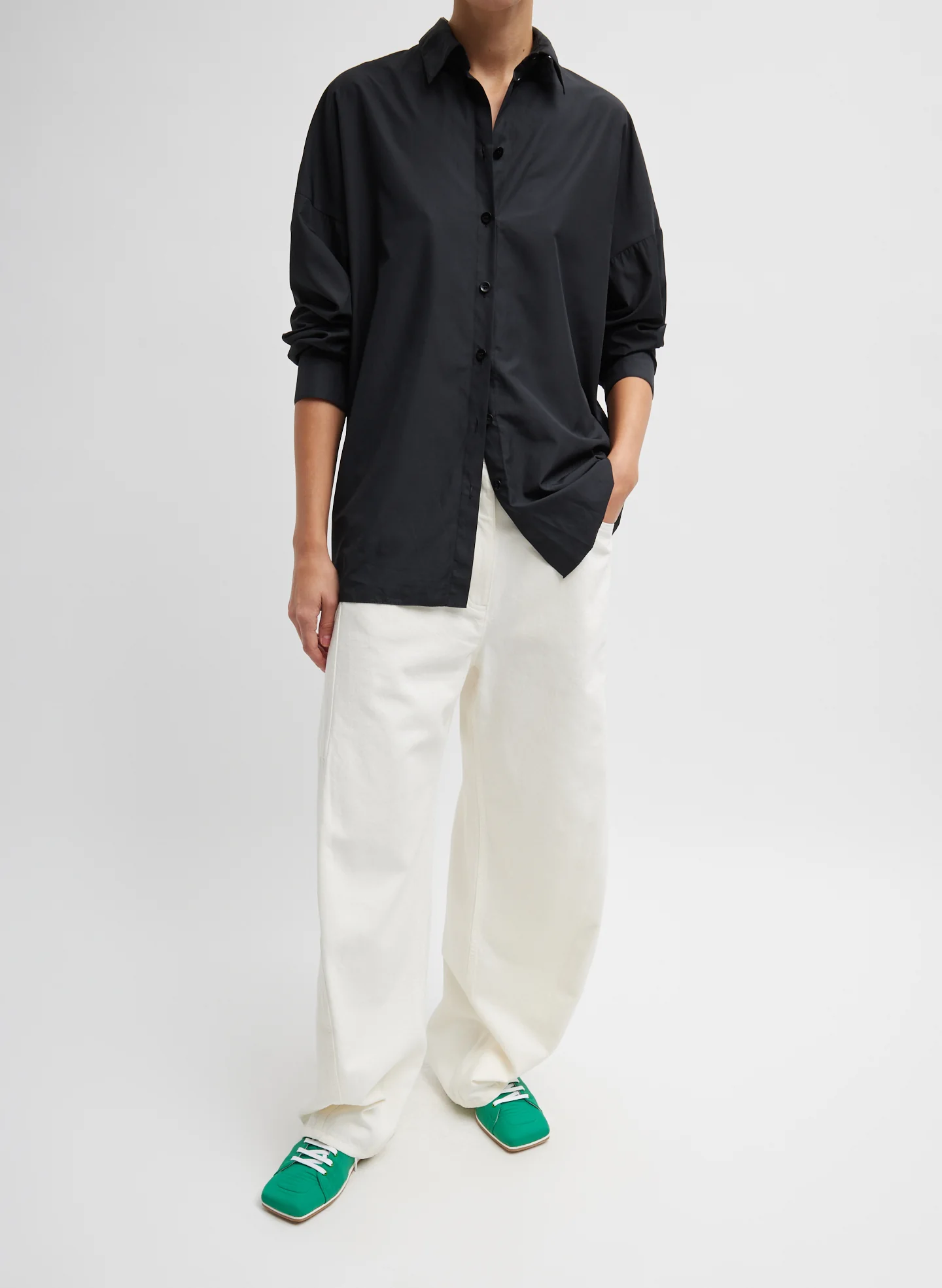 Italian Sporty Nylon Shirt With Cocoon Back - Image 6