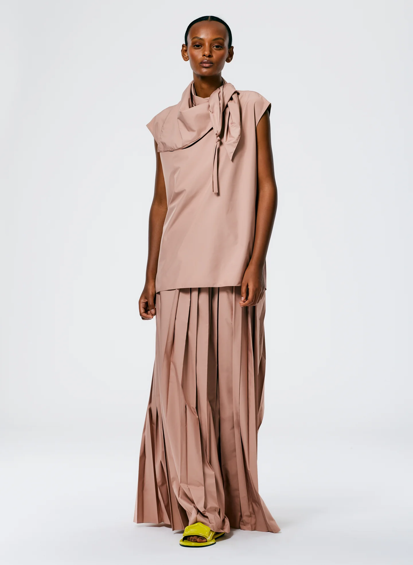 Italian Sporty Nylon Sleeveless Cocoon Top - Image 7