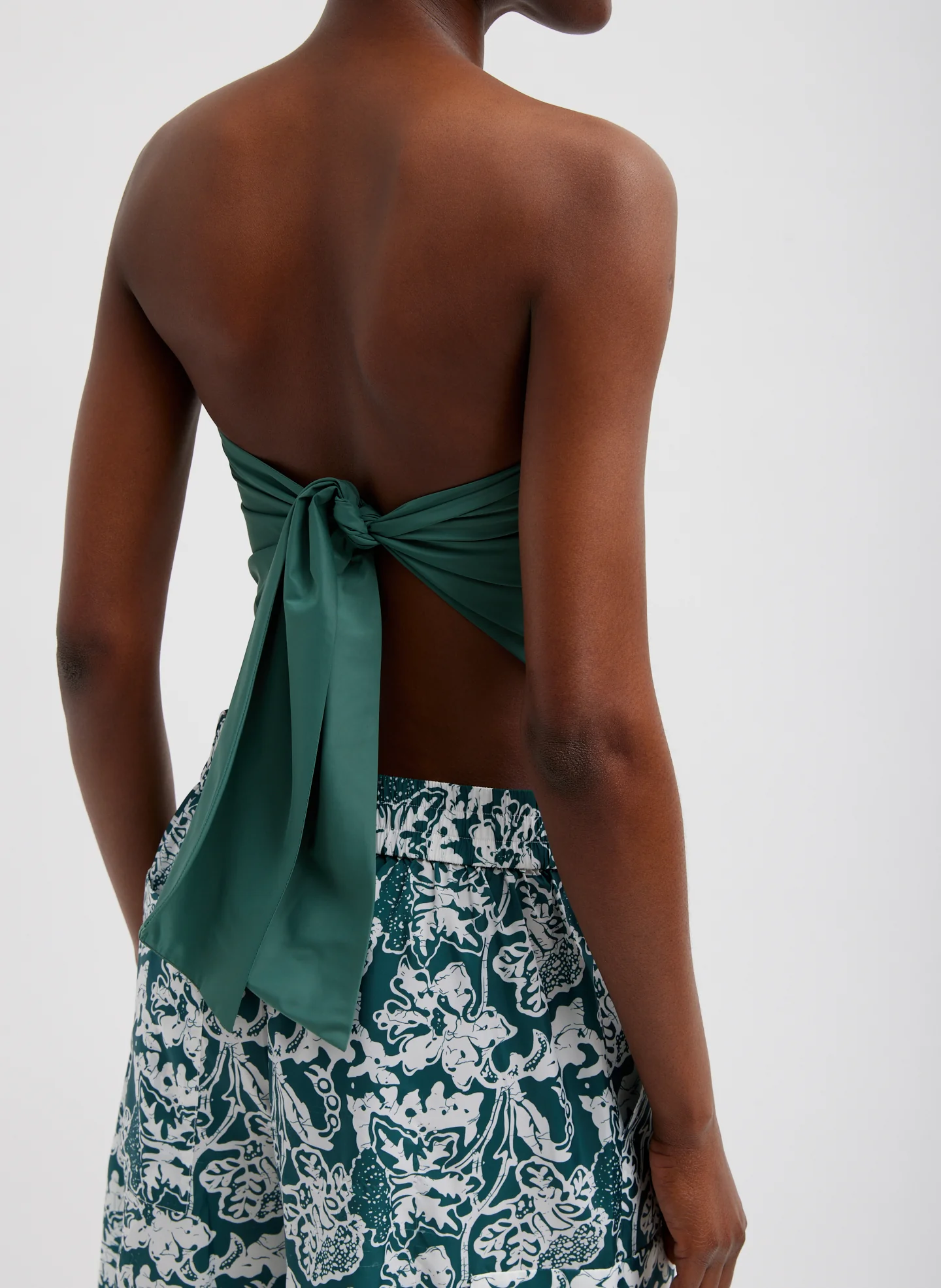Italian Sporty Nylon Strapless Bandeau - Image 2