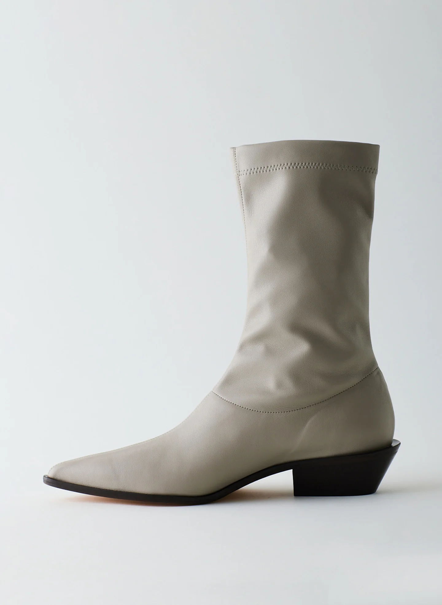 Leo Faux Nappa Stretch Low Boot - Image 3