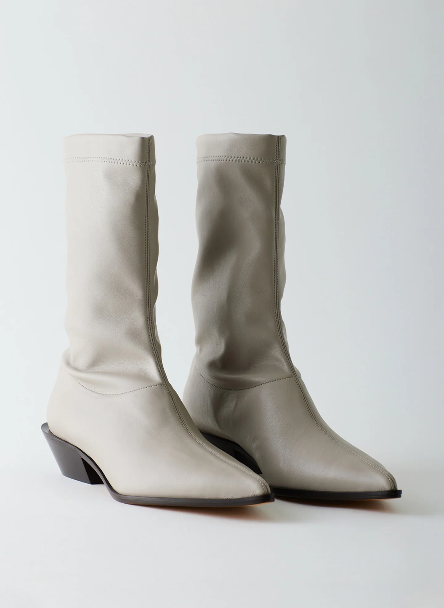 Leo Faux Nappa Stretch Low Boot - Image 5