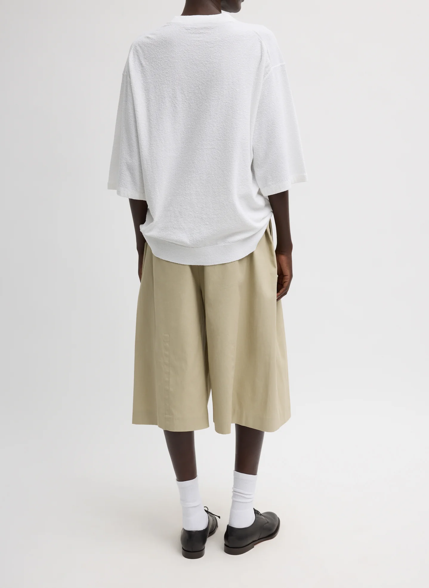 Luxe Spring Twill Tucked Pleated Wide Leg Short - Image 3