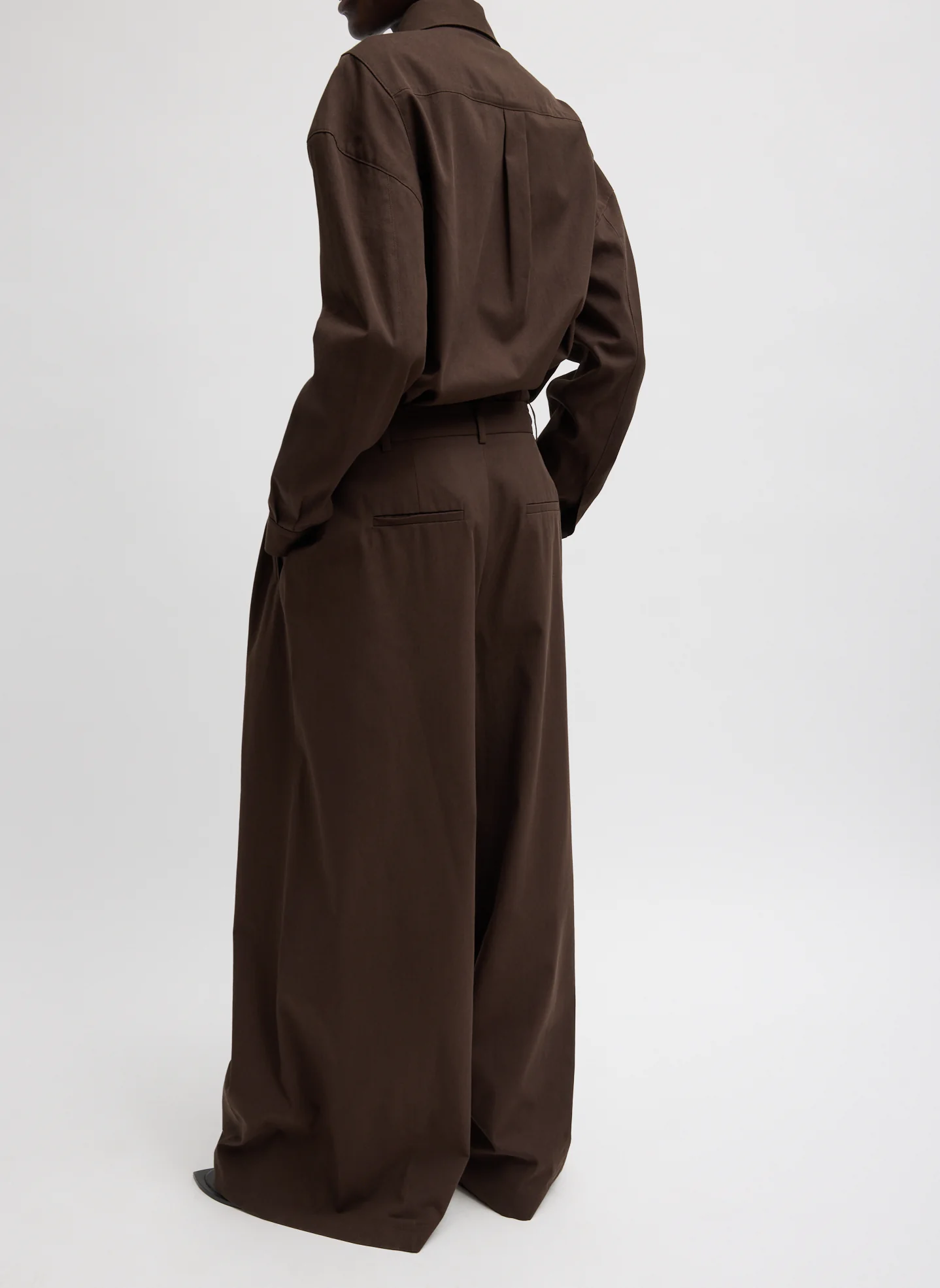 Luxe Spring Twill Tucked Pleated Wide Leg Trouser - Image 5