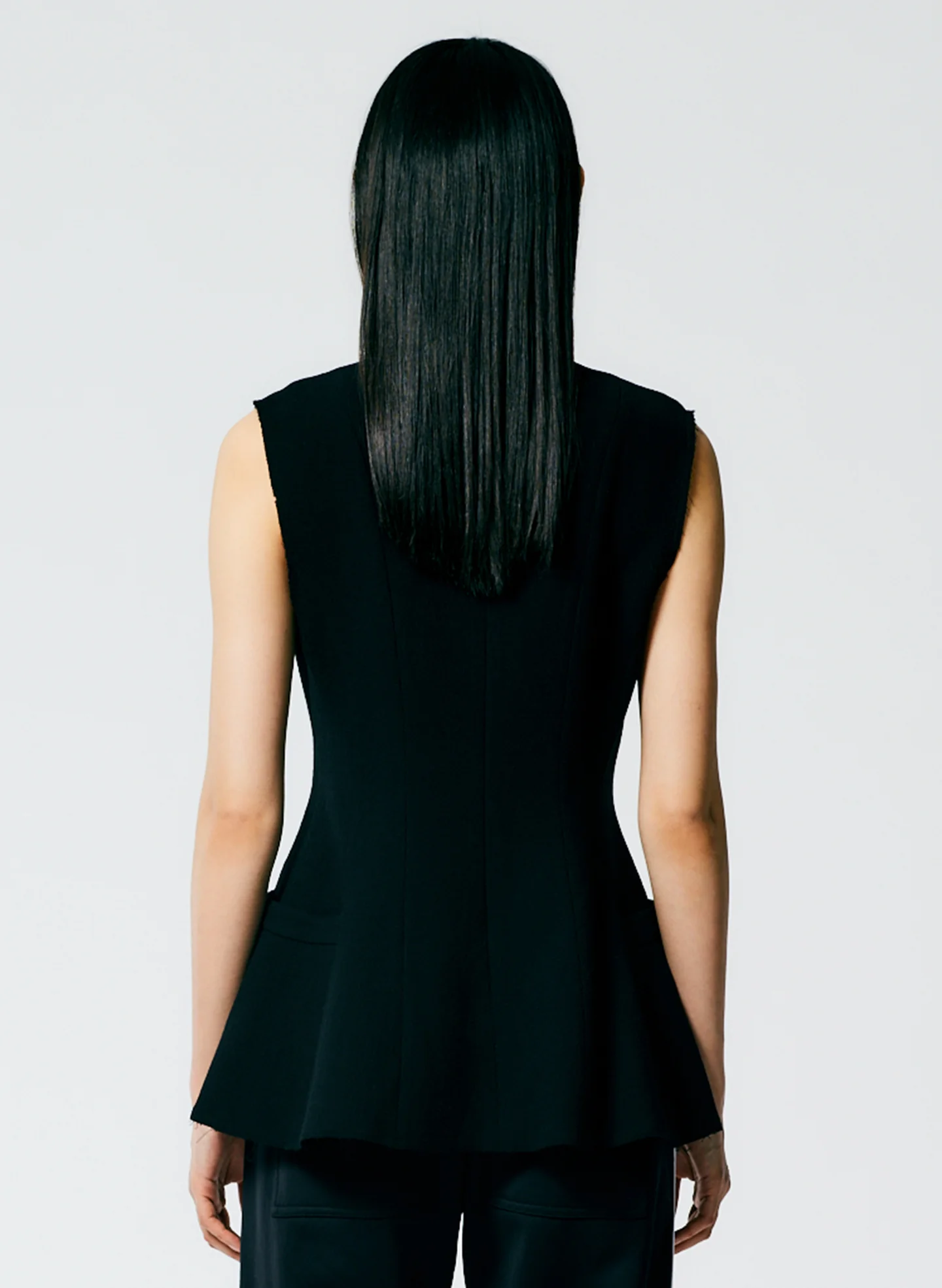 Melee Crepe V-Neck Top - Image 4