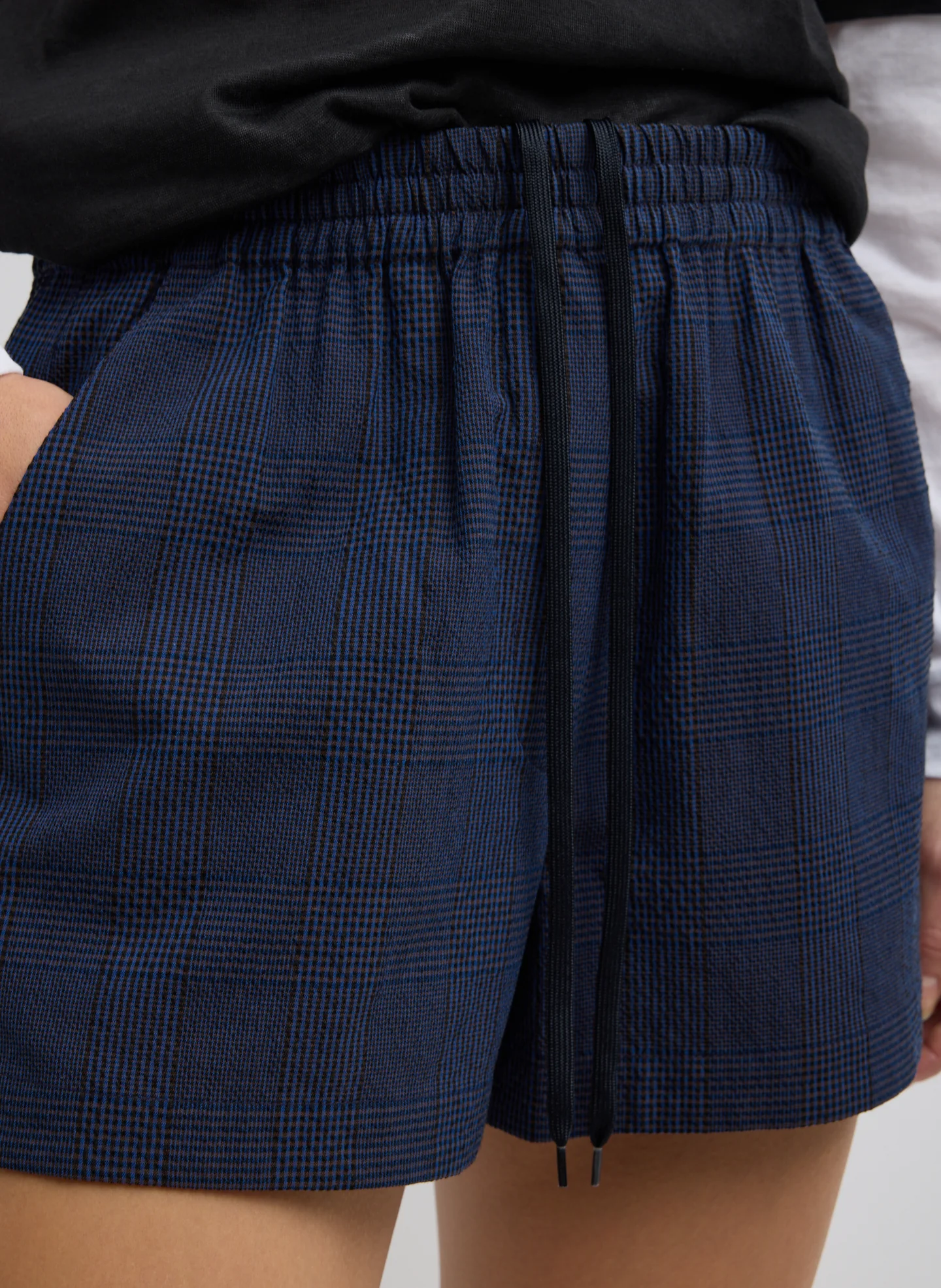 Menswear Crepon Pull On Shorts - Image 5
