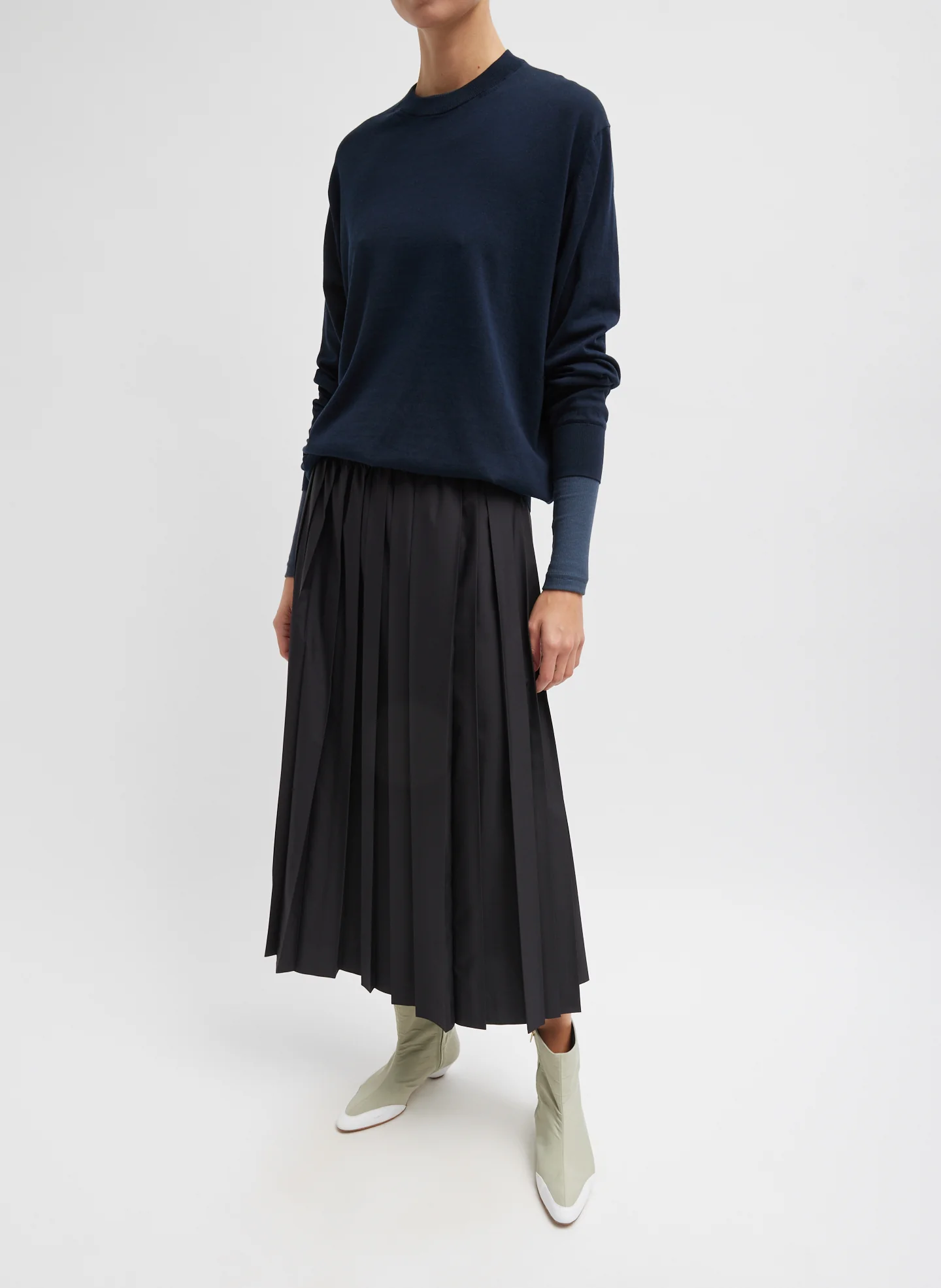Nylon Pleated Pull On Skirt - Image 3