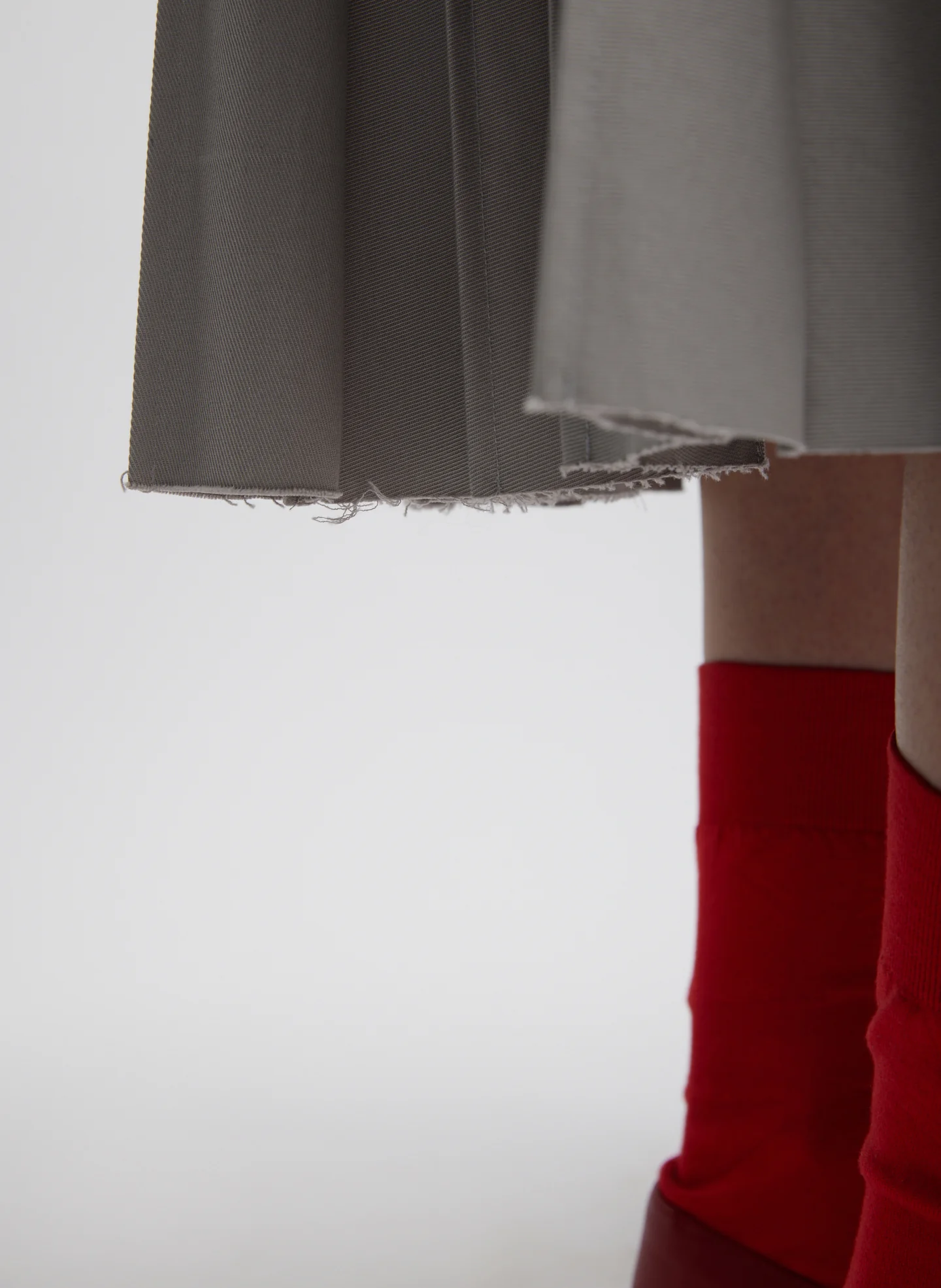 Oliver Cotton Stretch Tricotine Pintucked Skirt - Image 4