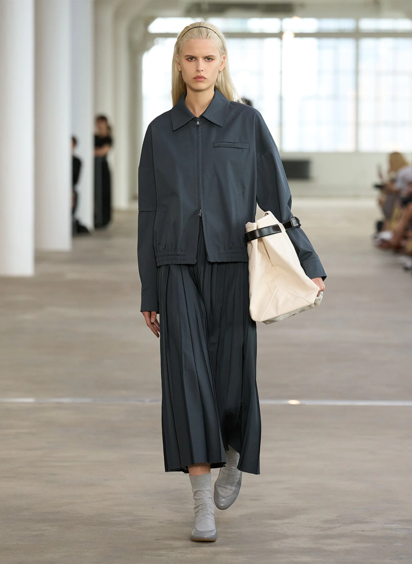 Oliver Cotton Stretch Tricotine Pintucked Skirt - Image 2