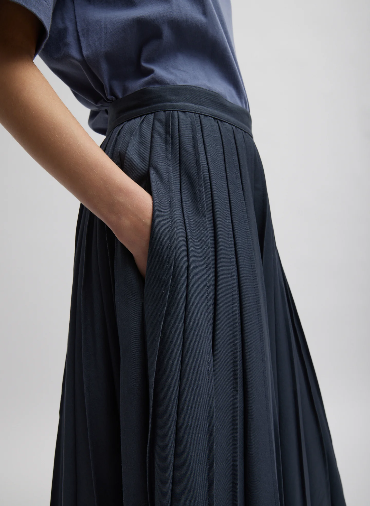 Oliver Cotton Stretch Tricotine Pintucked Skirt - Image 4