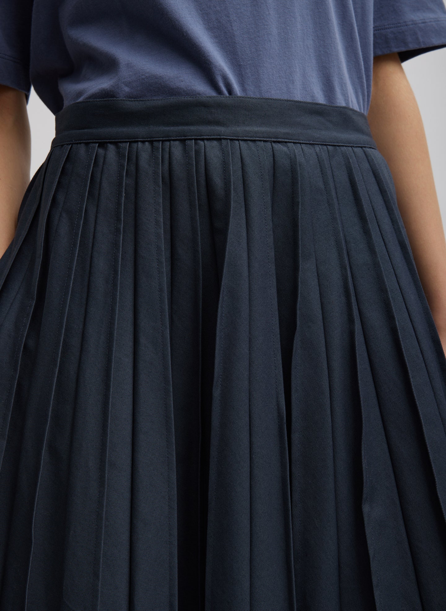 Oliver Cotton Stretch Tricotine Pintucked Skirt - Image 5