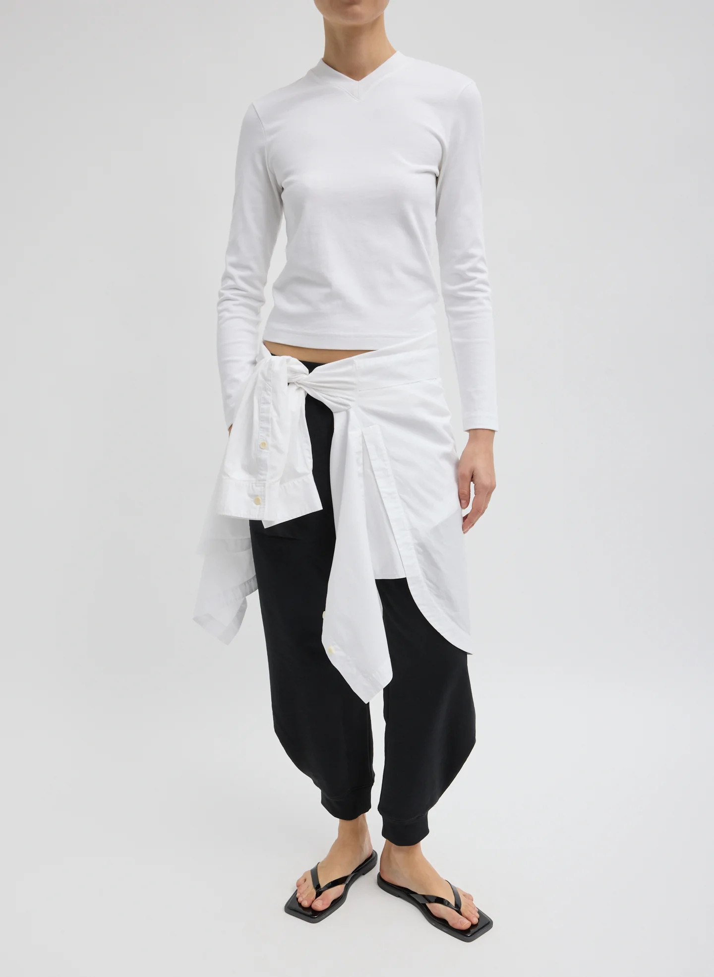 Perfect T-Shirt Shrunken V-Neck - Image 4