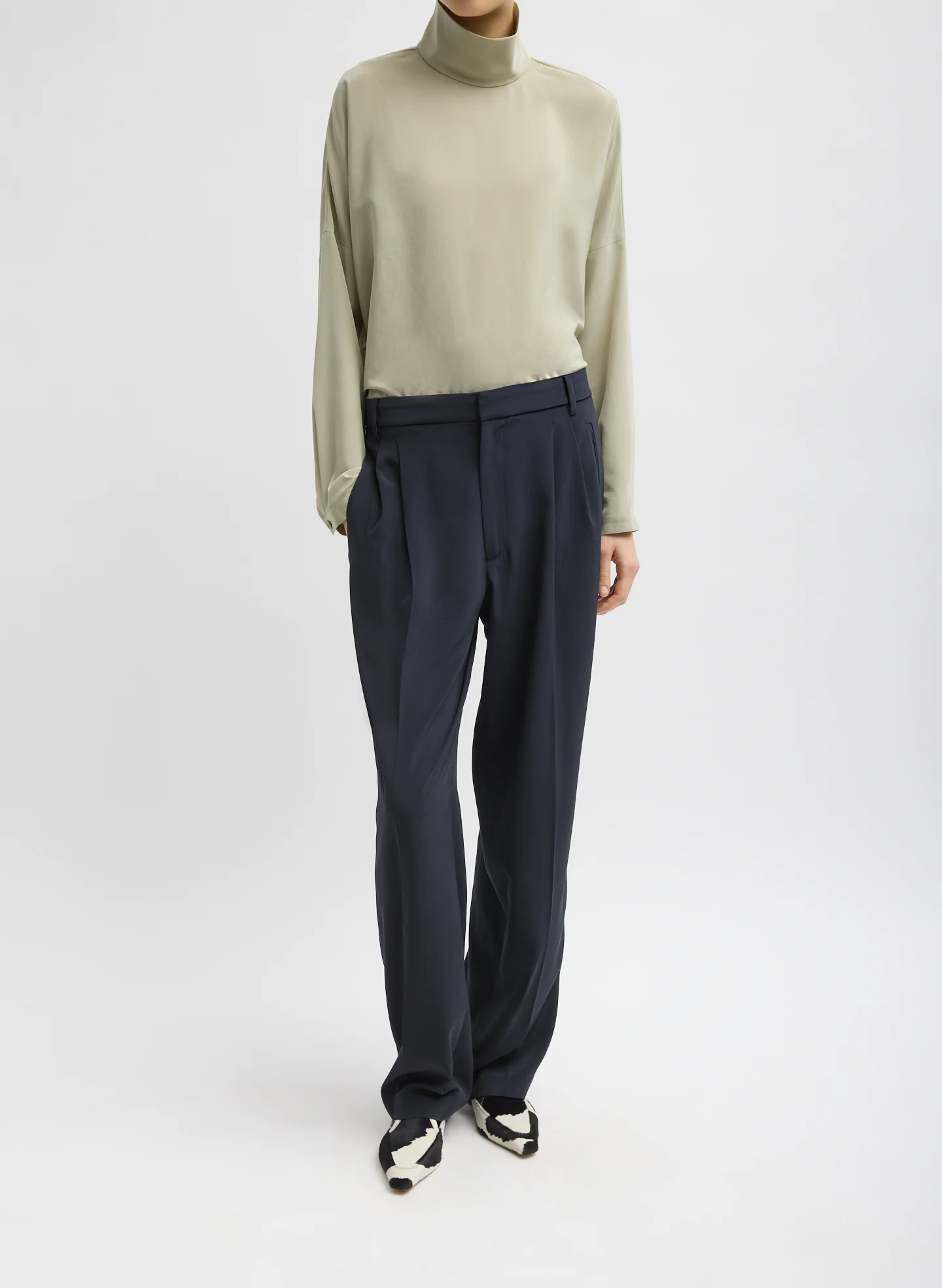 Relaxed Suiting Derrick Men's Trouser