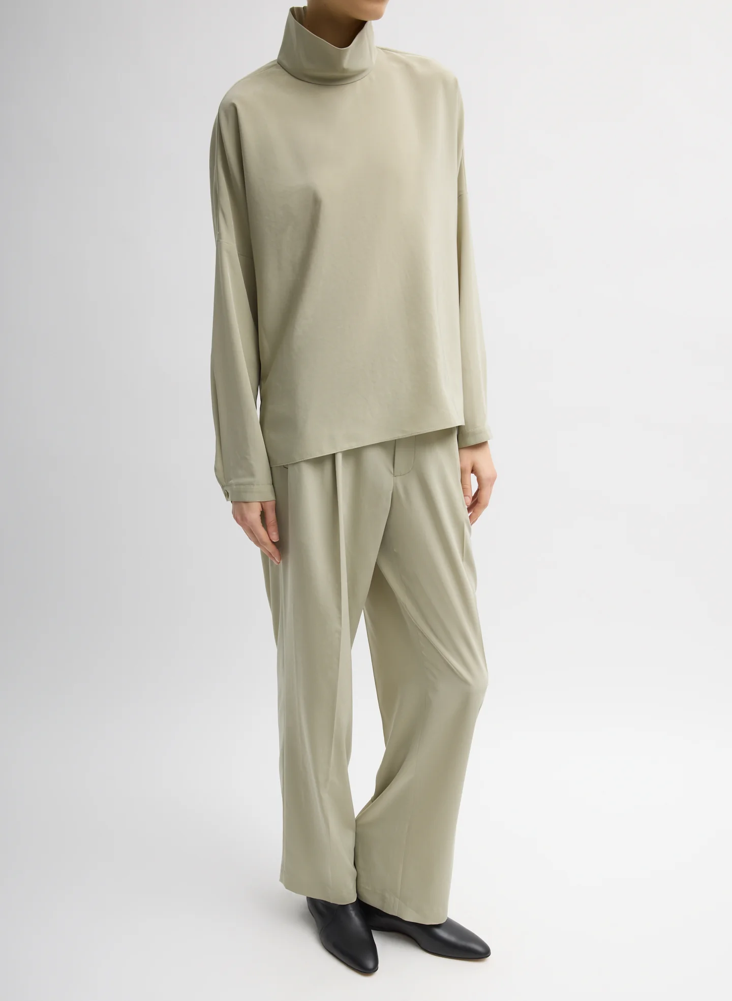 Relaxed Suiting Funnel Neck Dolman Sleeve Top - Image 4