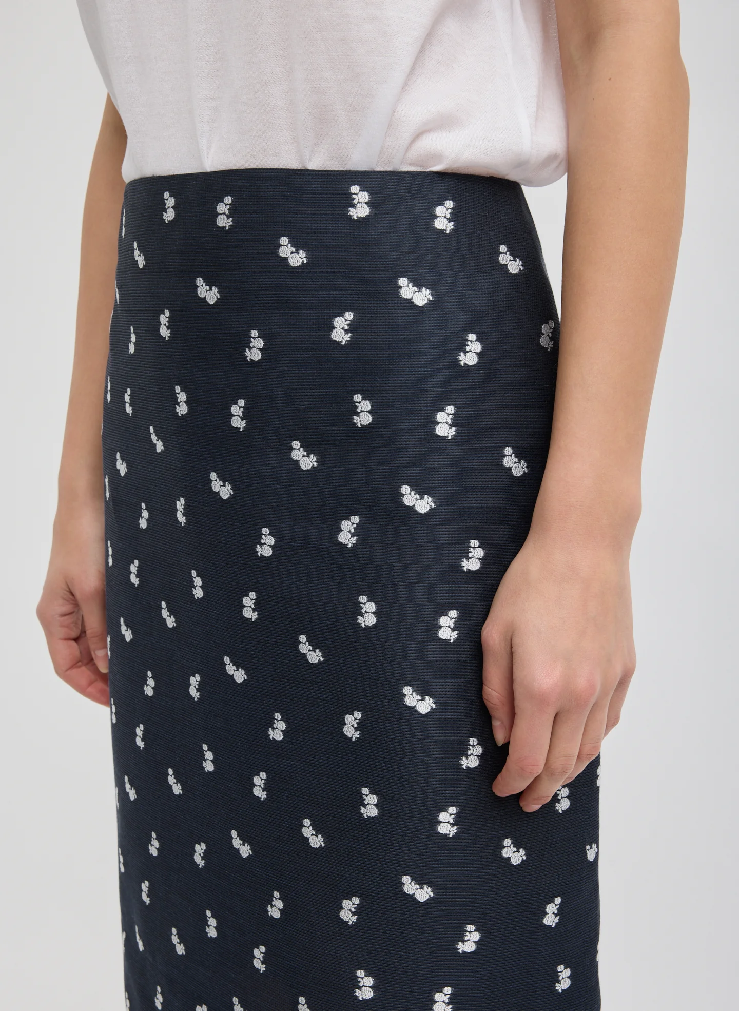 Silk Gazar Jacquard Pencil Skirt - Image 5