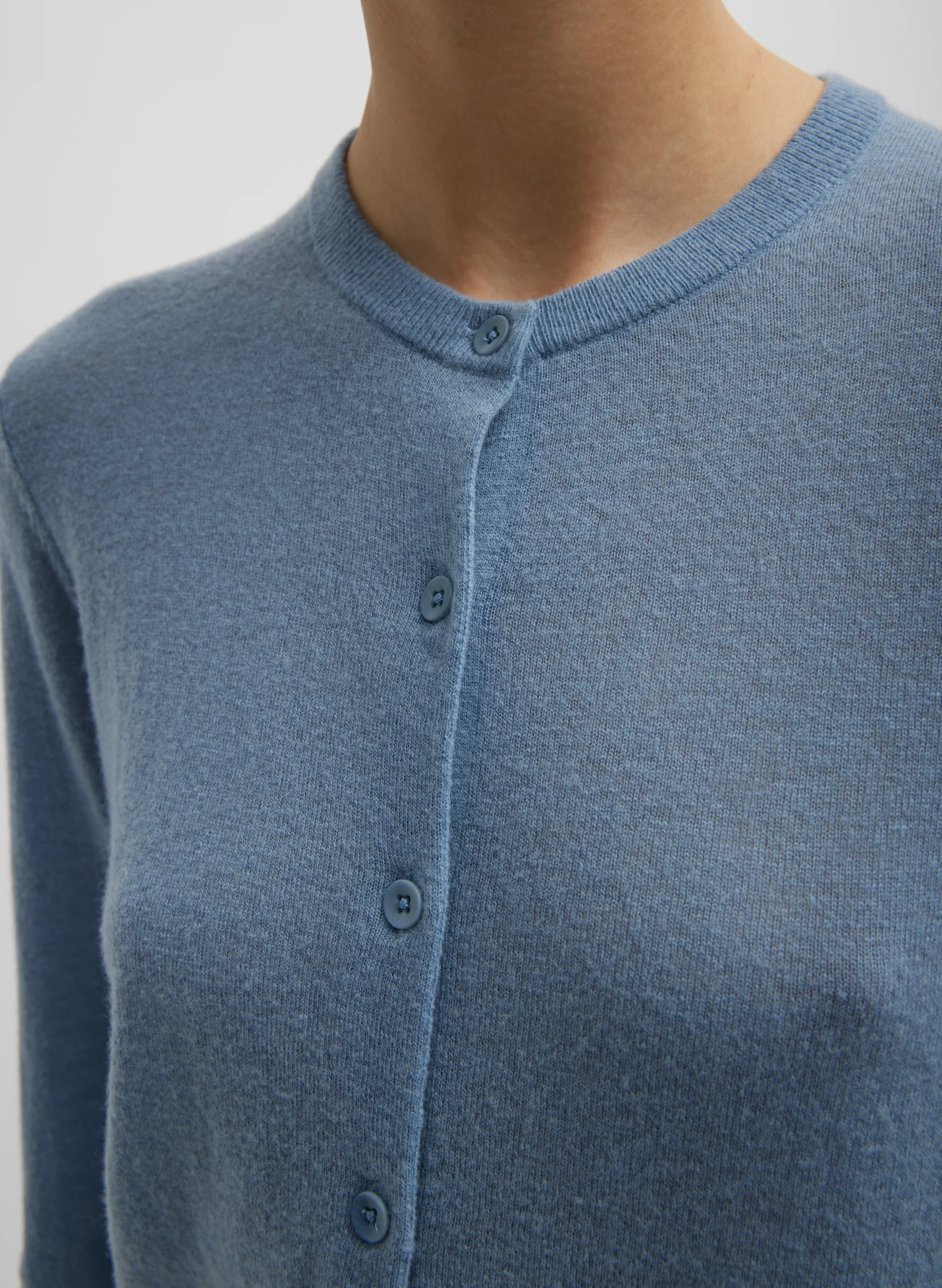 Skinlike Mercerized Wool Shrunken Cardigan - Image 3