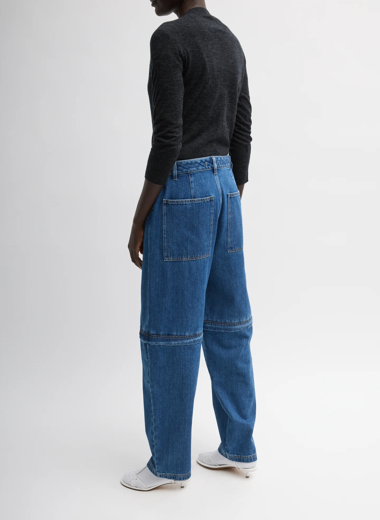 Skinlike Mercerized Wool V-Neck Shrunken Cardigan - Image 7