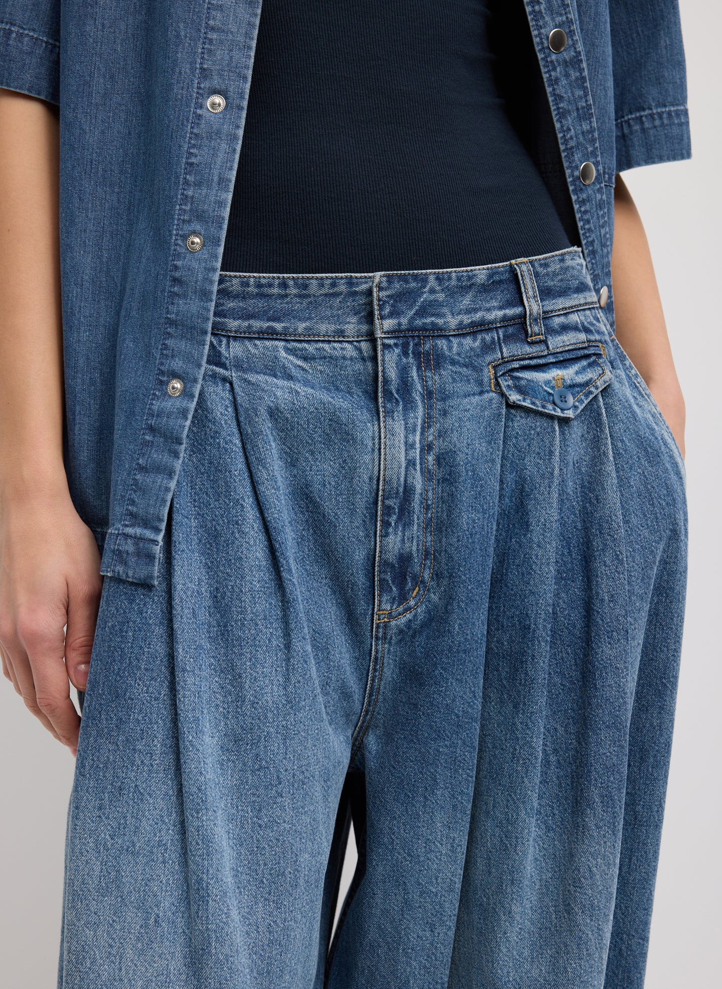 Spring Denim Triple Pleat Jean - Image 6