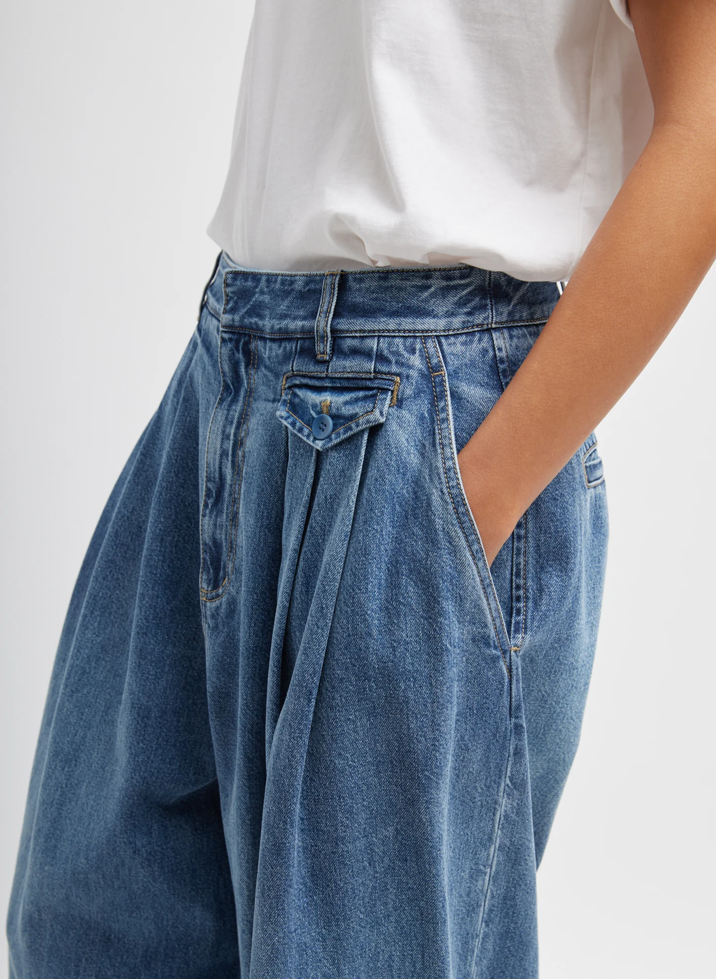 Spring Denim Triple Pleat Jean - Image 8