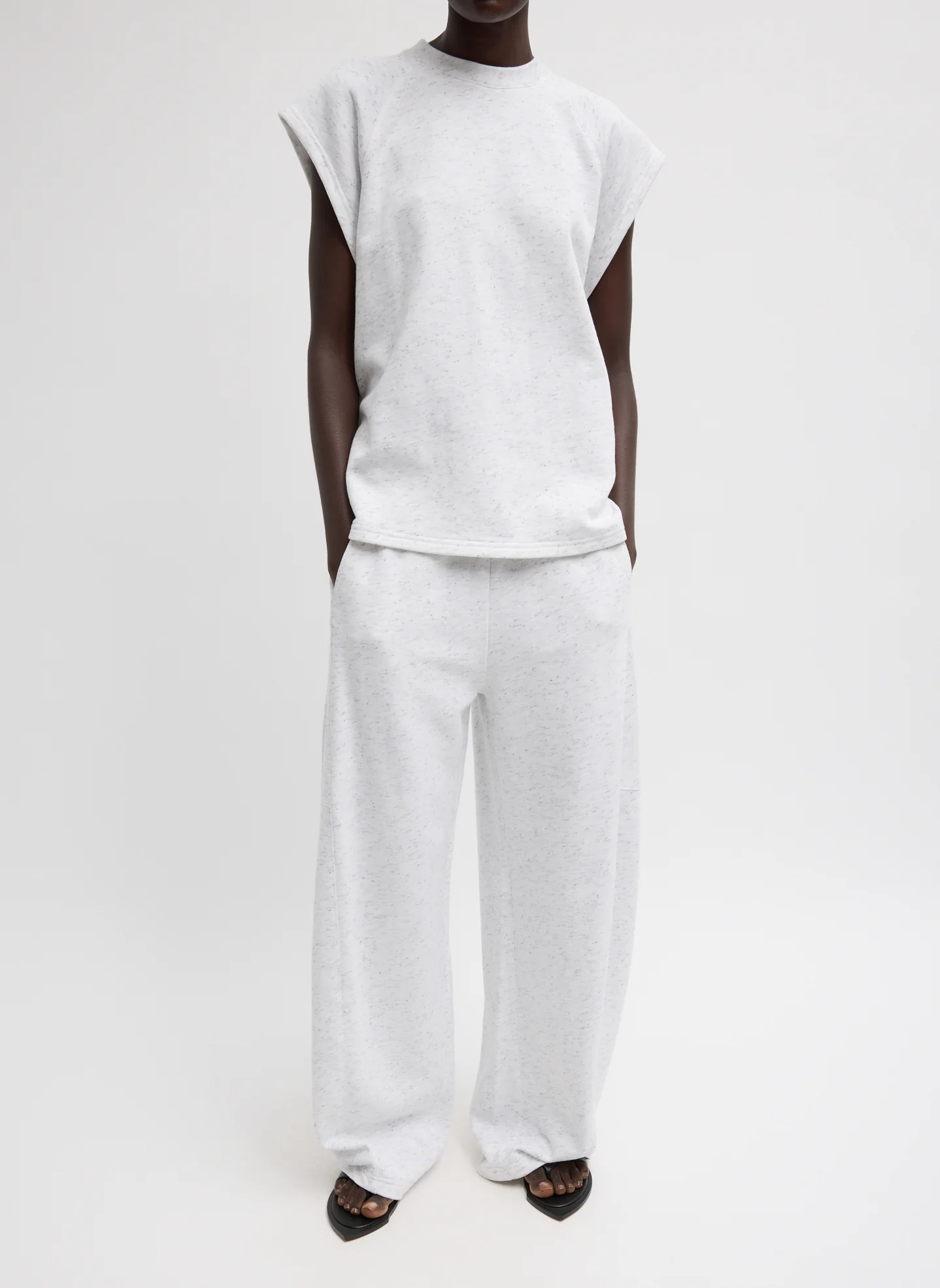 Spring Tweedy Sweatshirting Sleeveless Easy Top - Image 8