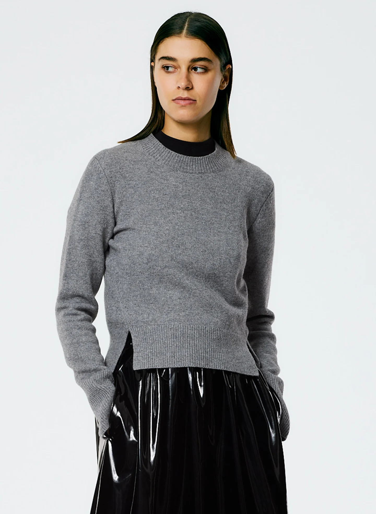 Stretch Cashmere Crewneck Pullover