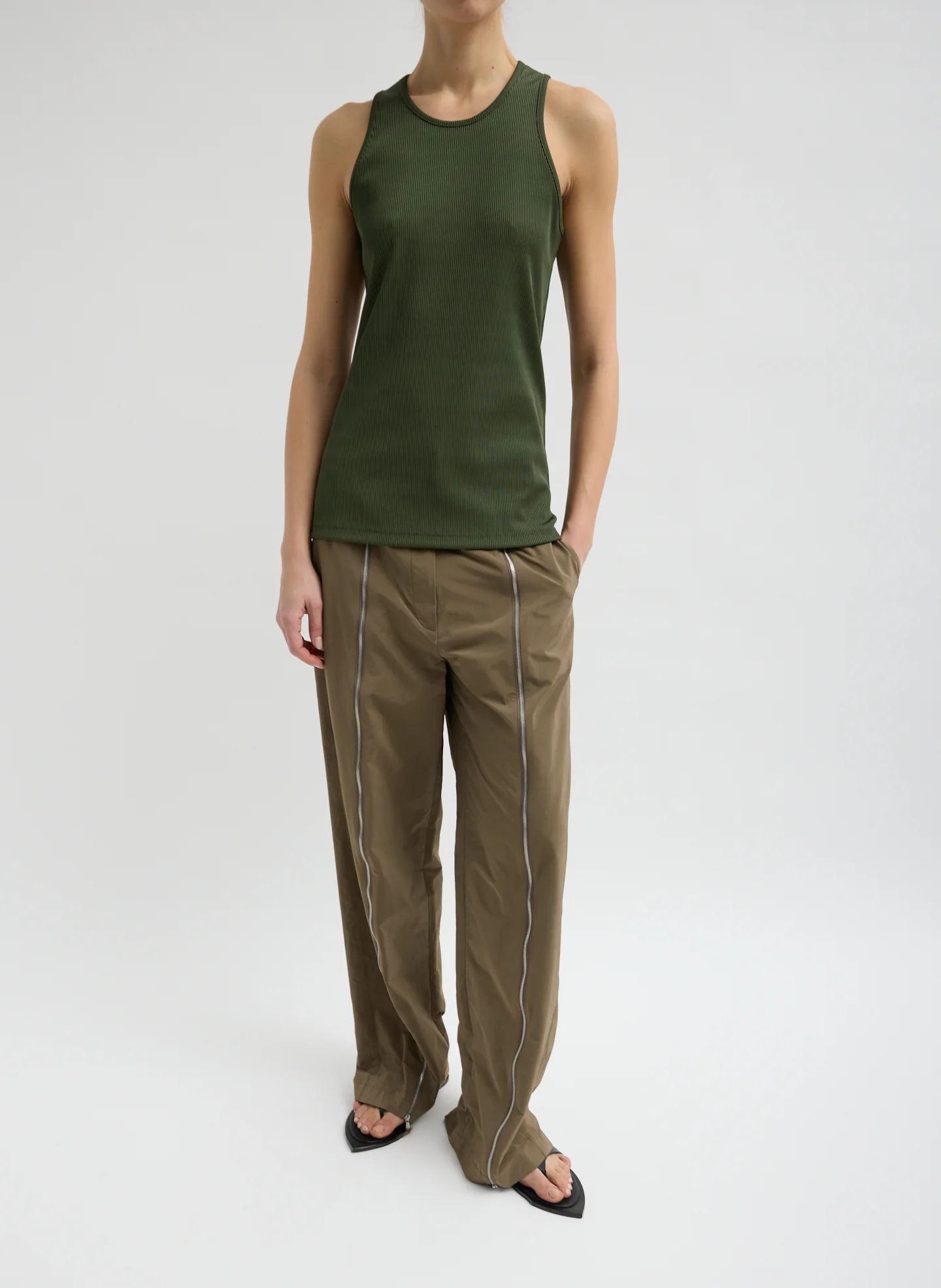 Stretch Luxe Ribbed Tank Top - Image 4