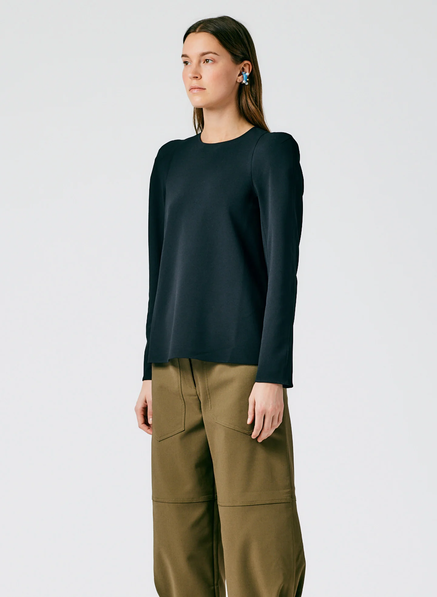 Structured Crepe Sculpted Shoulder Top - Image 3