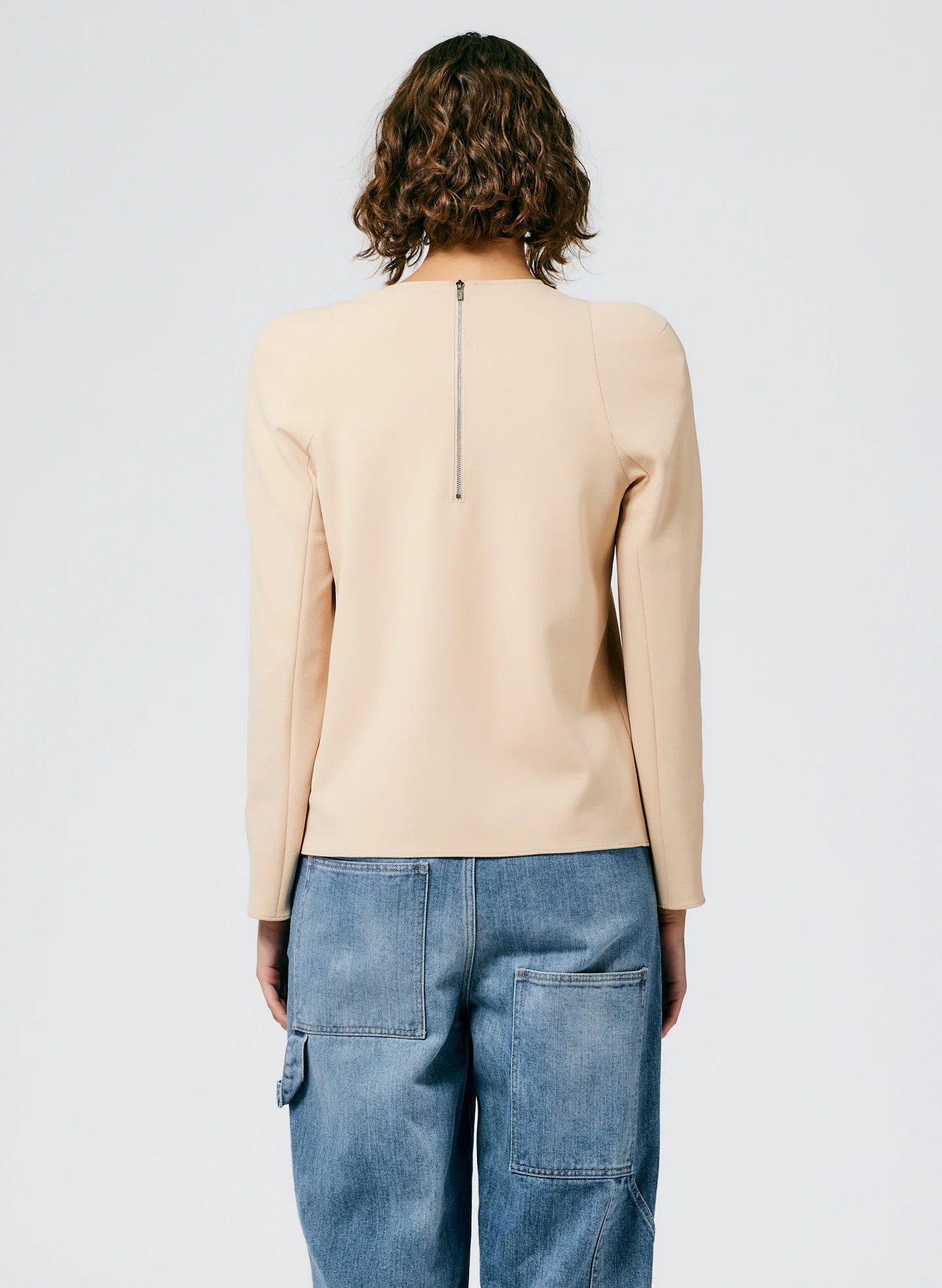 Structured Crepe Sculpted Shoulder Top - Image 3