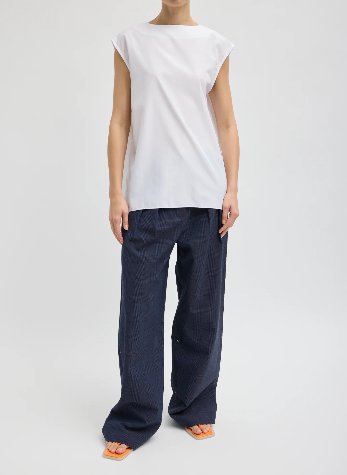 Summer Nylon Sleeveless Cocoon Top - Image 4