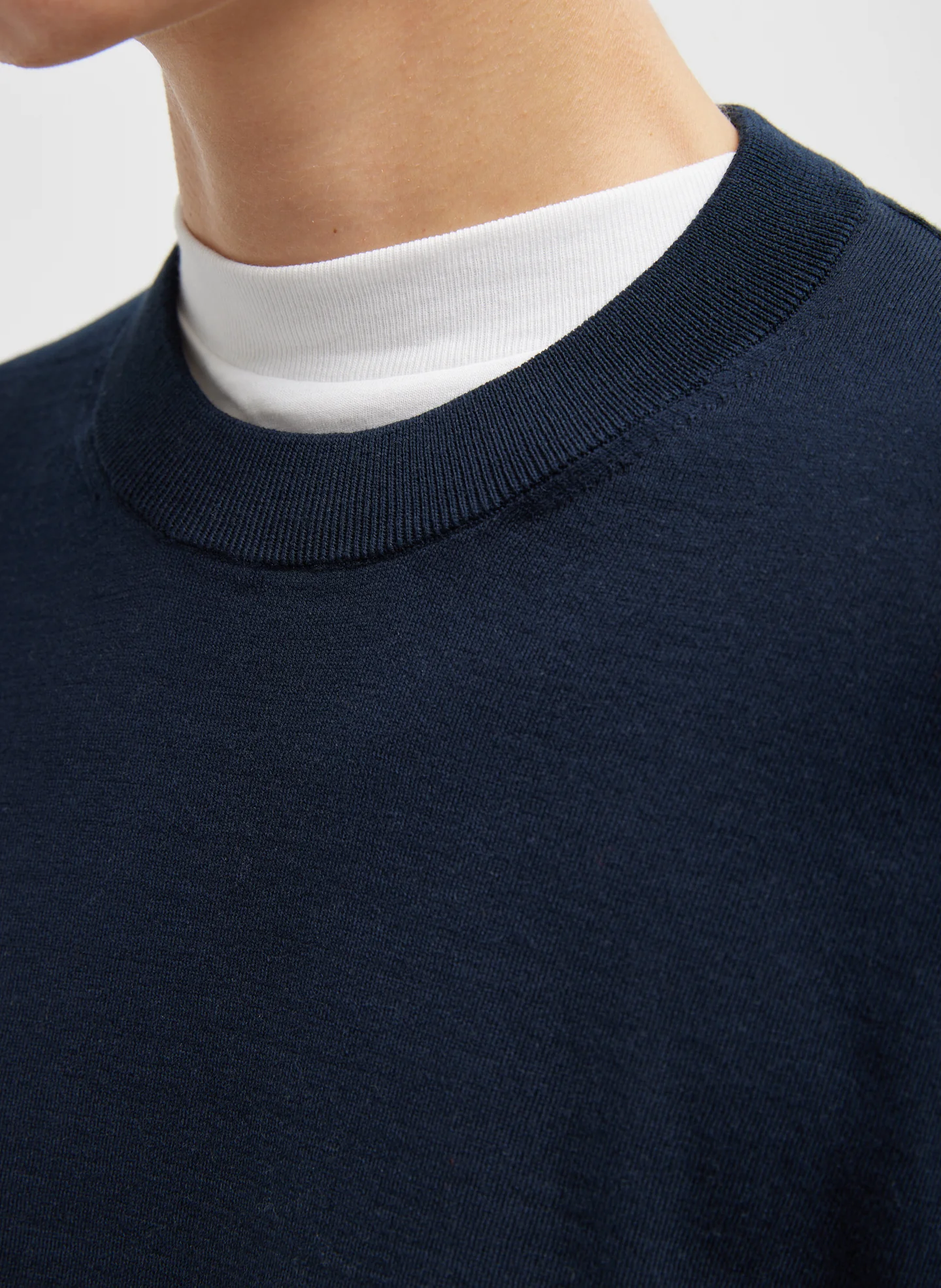 Super Fine Gauge Perfect Men's Pullover - Image 3