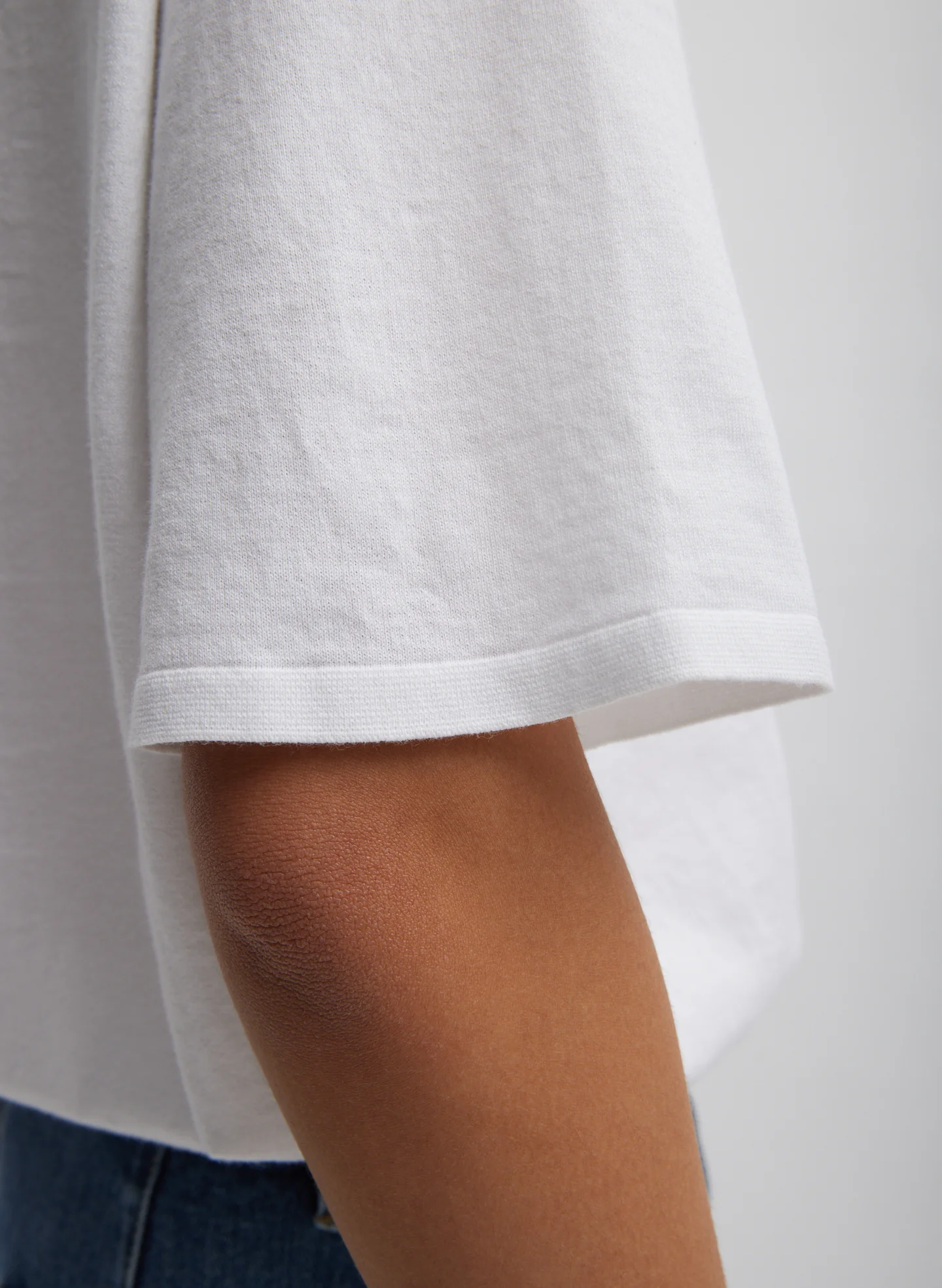 Super Fine Gauge Perfect Short Sleeve Men's Pullover - Image 3