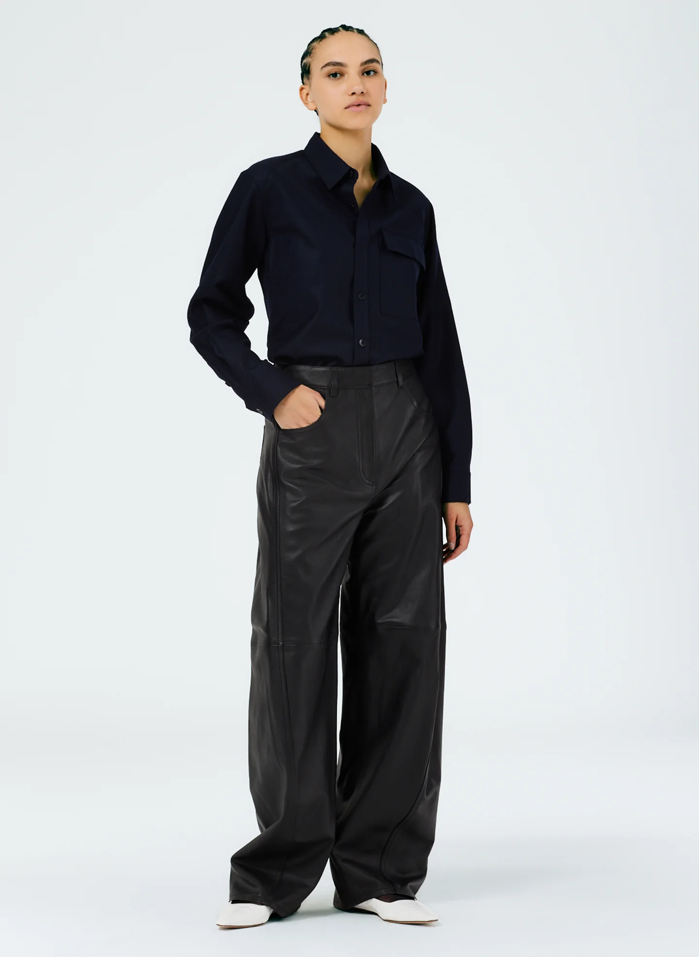 Superfine Wool Flannel Shirt With Inseam Vent - Image 4