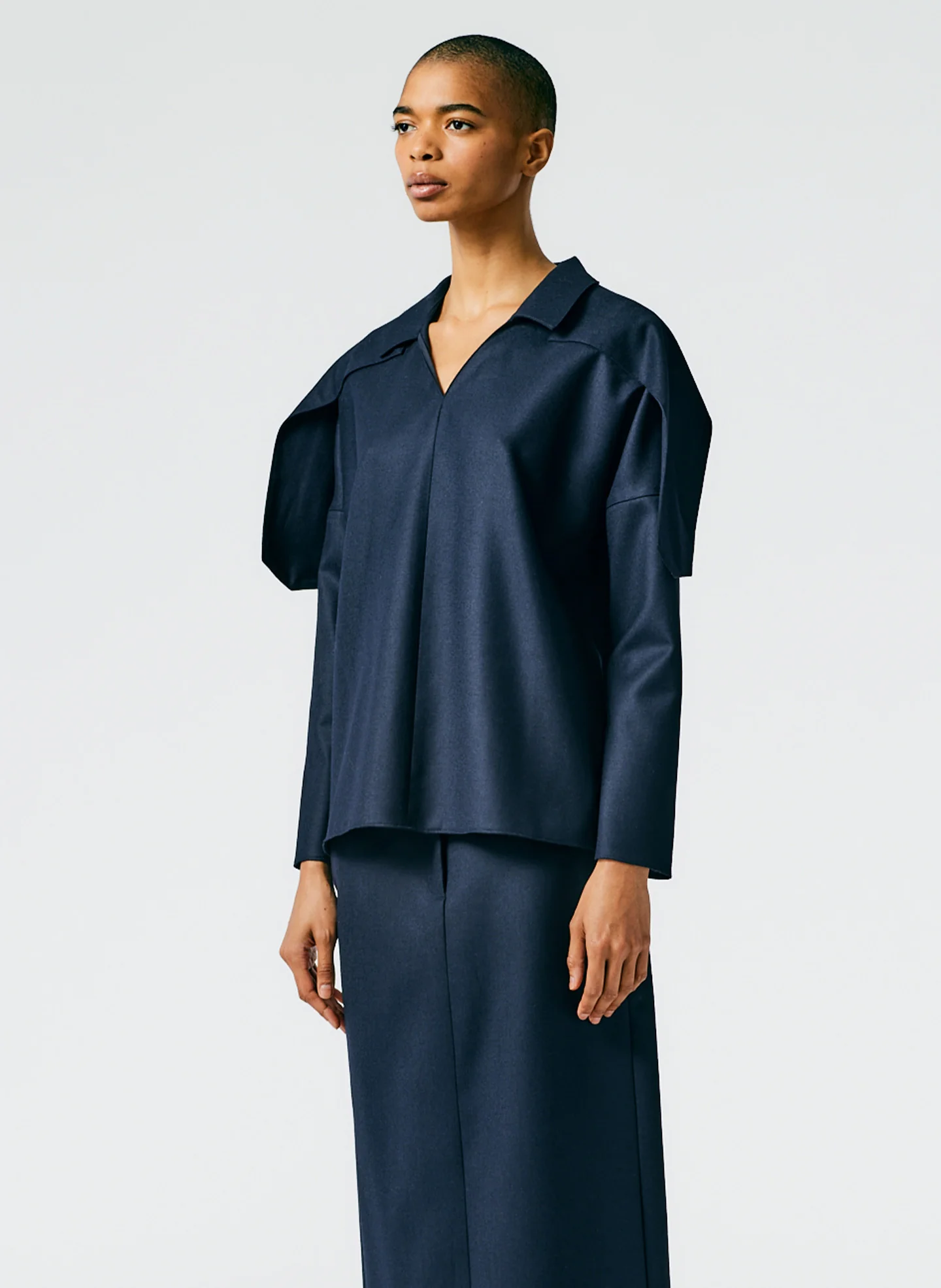 Superfine Wool Flannel V-Neck Top - Image 4