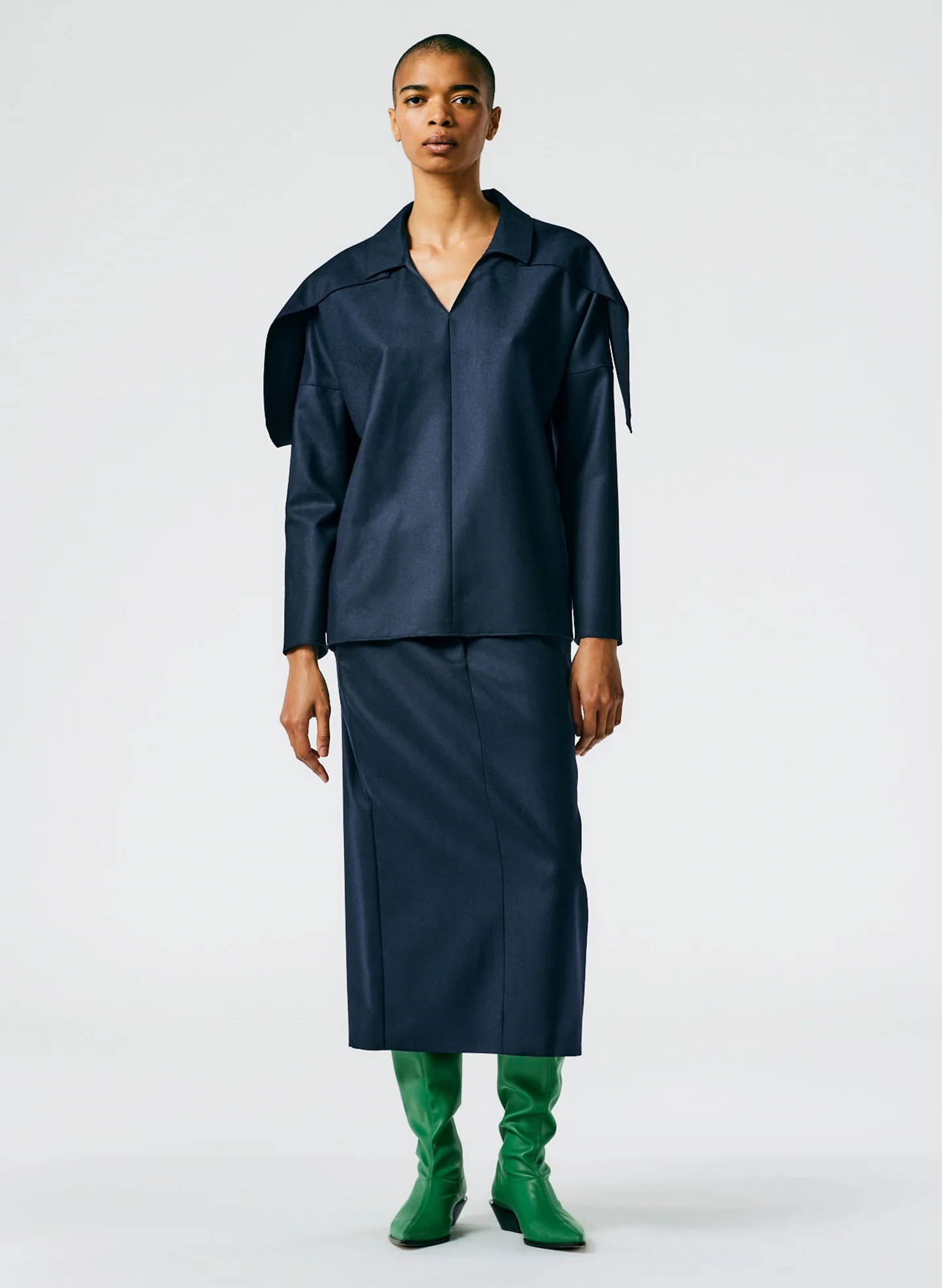Superfine Wool Flannel V-Neck Top - Image 7