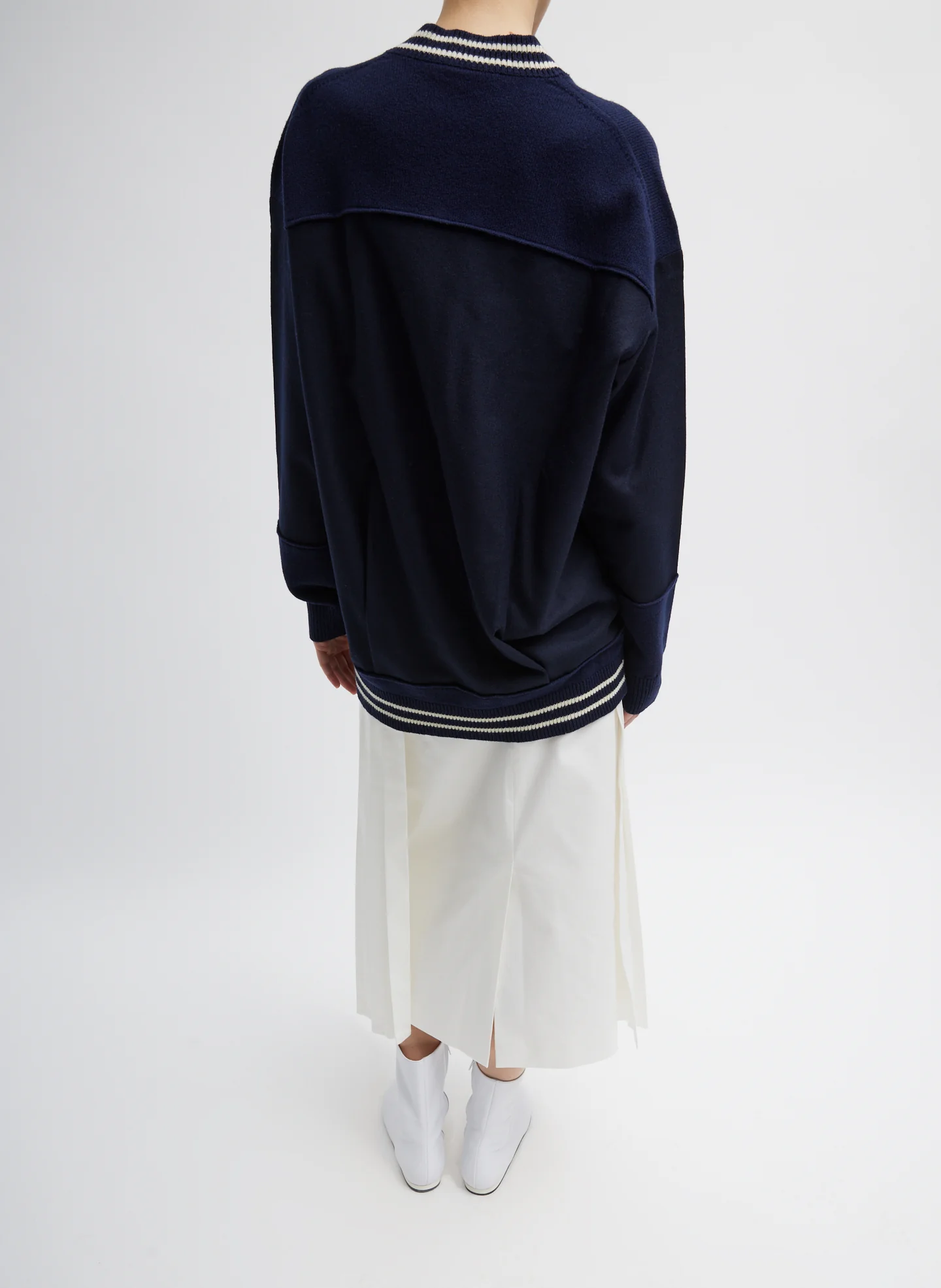 Tilden Deep V-Neck Tennis Sweater - Image 9