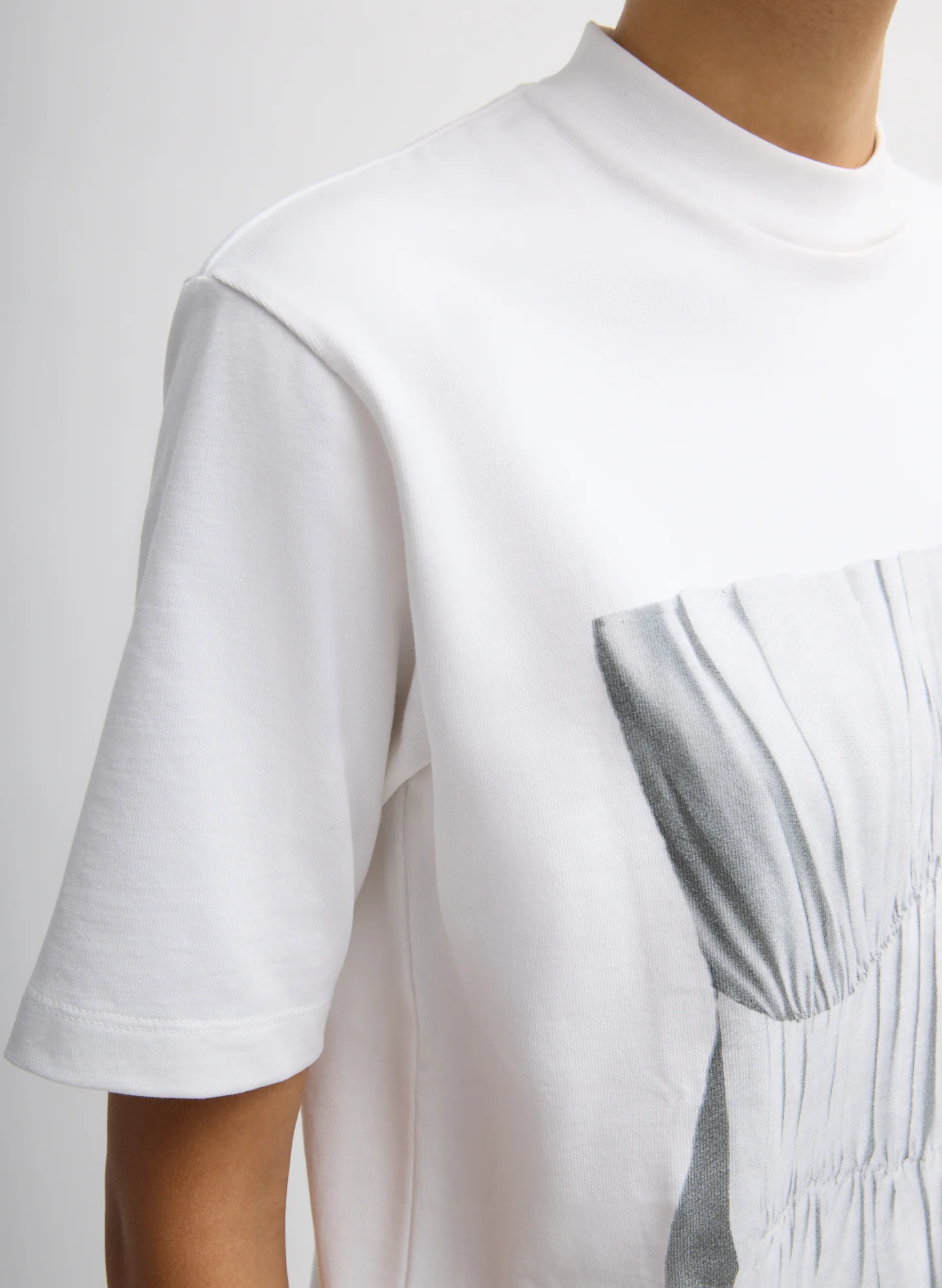 Trompe L'oeil Printed T-Shirt - Image 4
