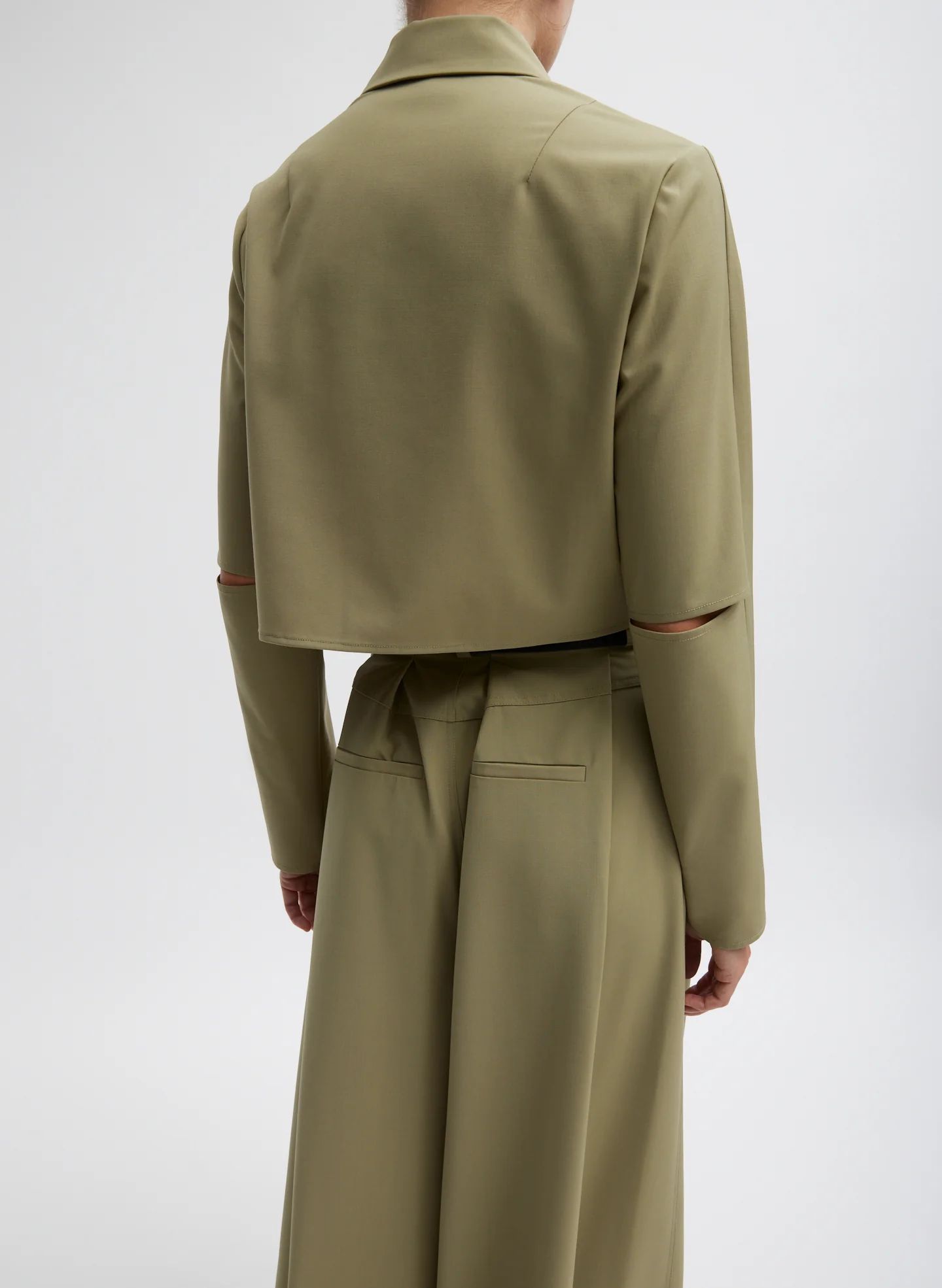 Tropical Wool Cropped Lean Double Breasted Shirt Jacket - Image 4