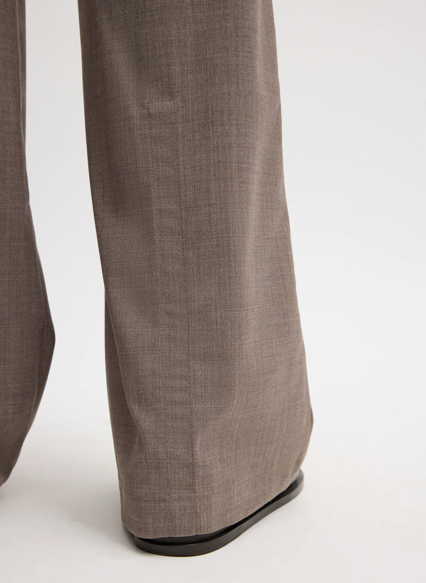 Tropical Wool Scottie Jogger - Image 6