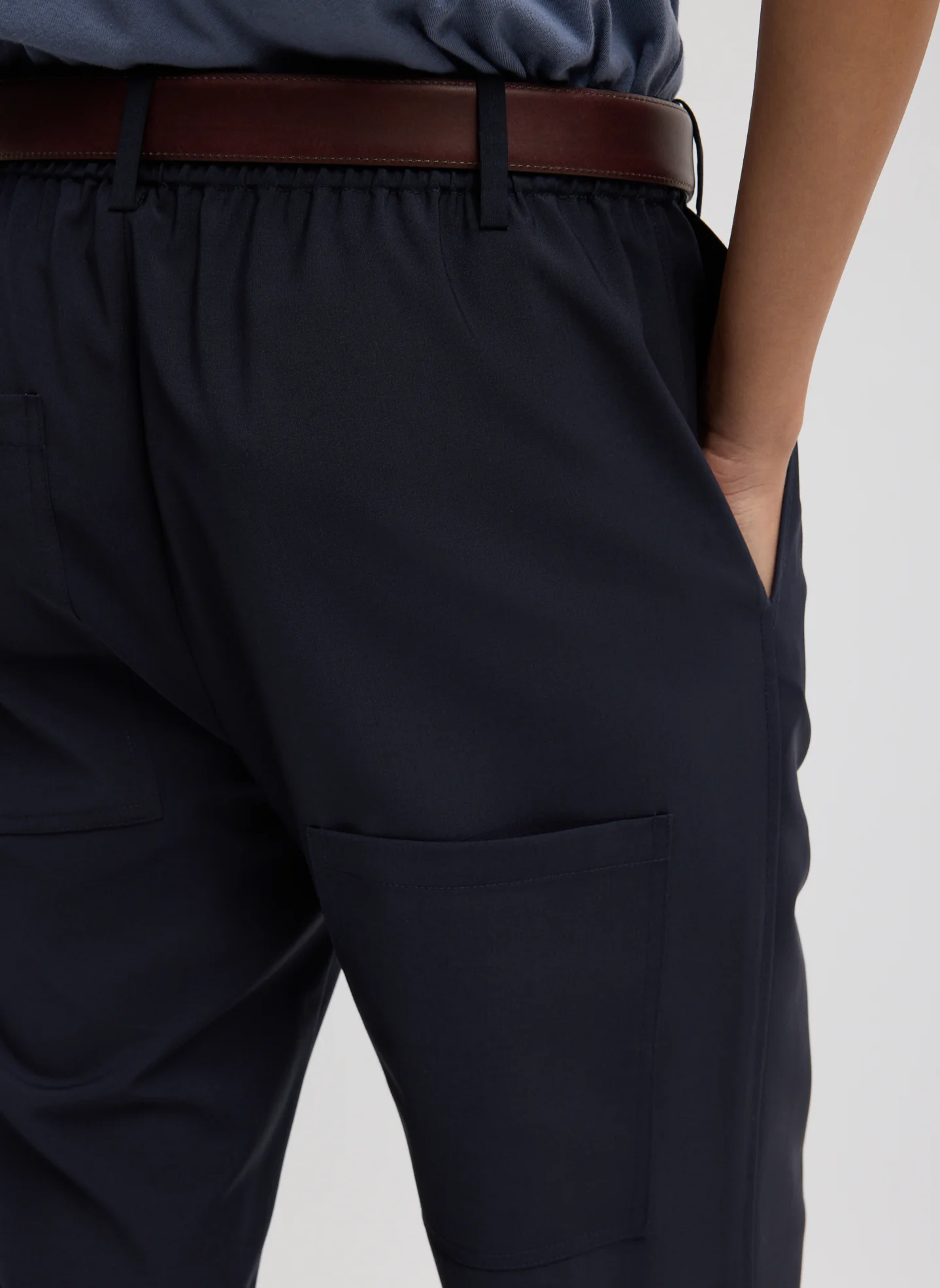 Tropical Wool Scottie Jogger - Image 6