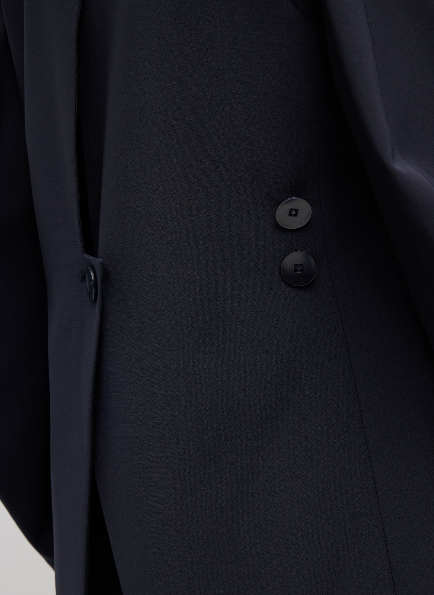 Tropical Wool Sculpted Blazer - Image 7