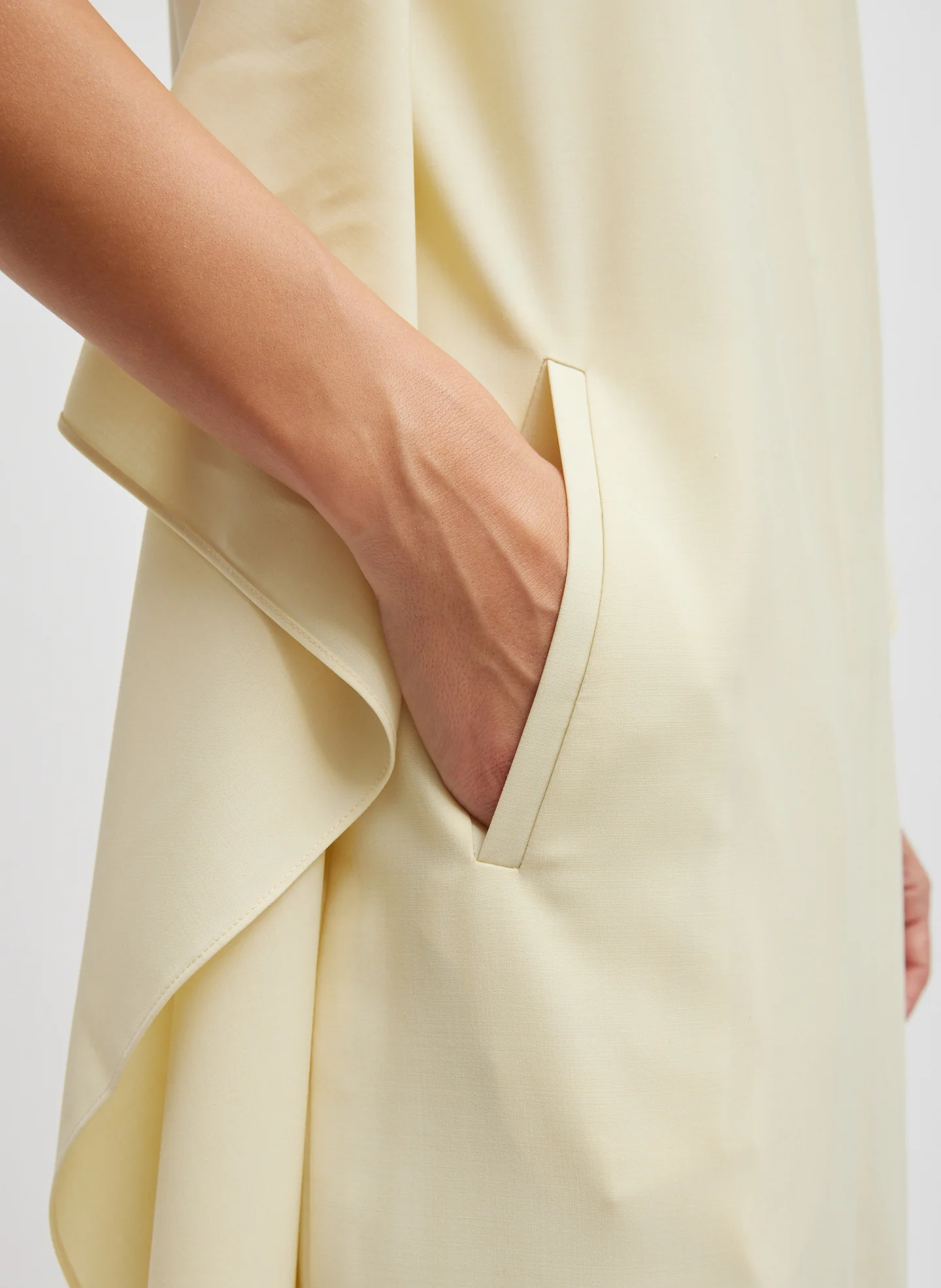 Tropical Wool Tie Front Dress - Image 3