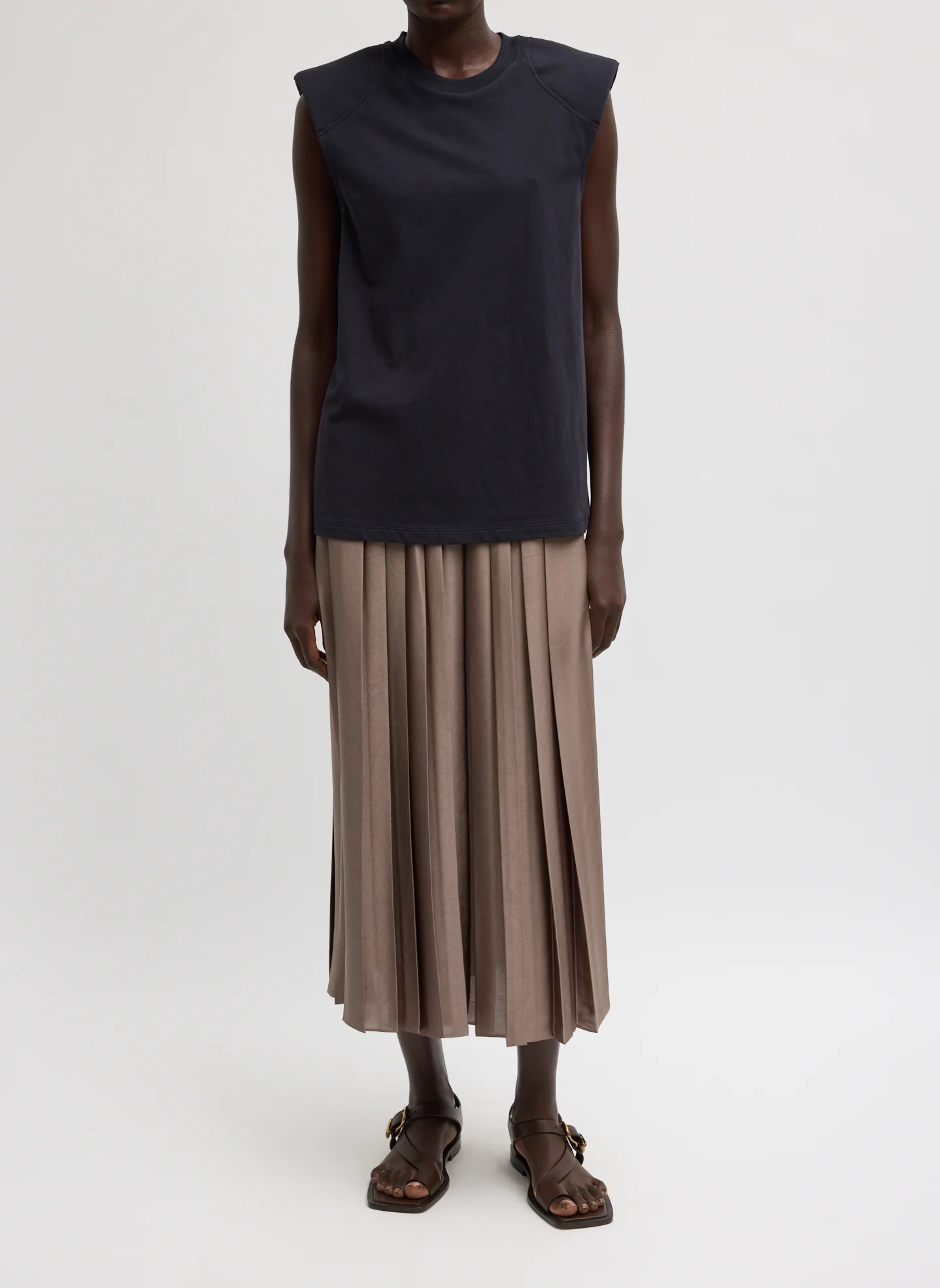 Padded Shoulder Sleeveless T-Shirt - Image 4
