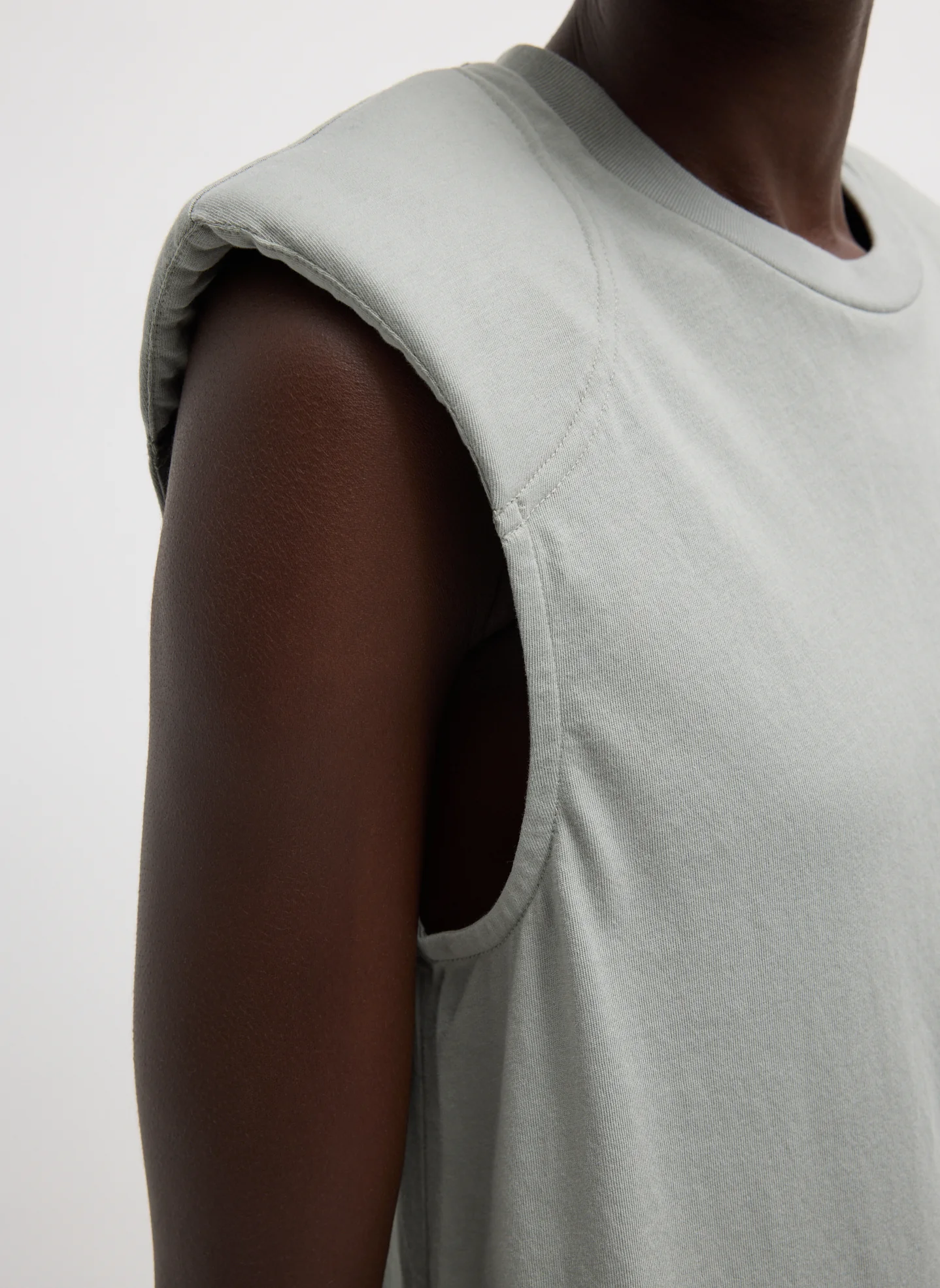 Padded Shoulder Sleeveless T-Shirt - Image 7