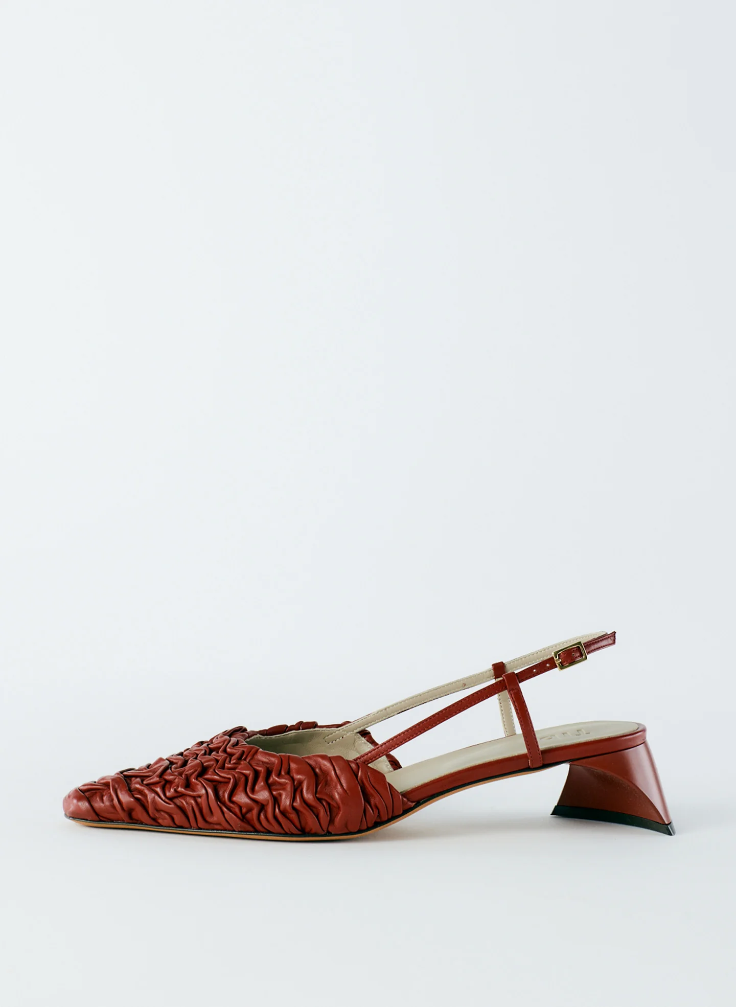 Textured Victor Slingback