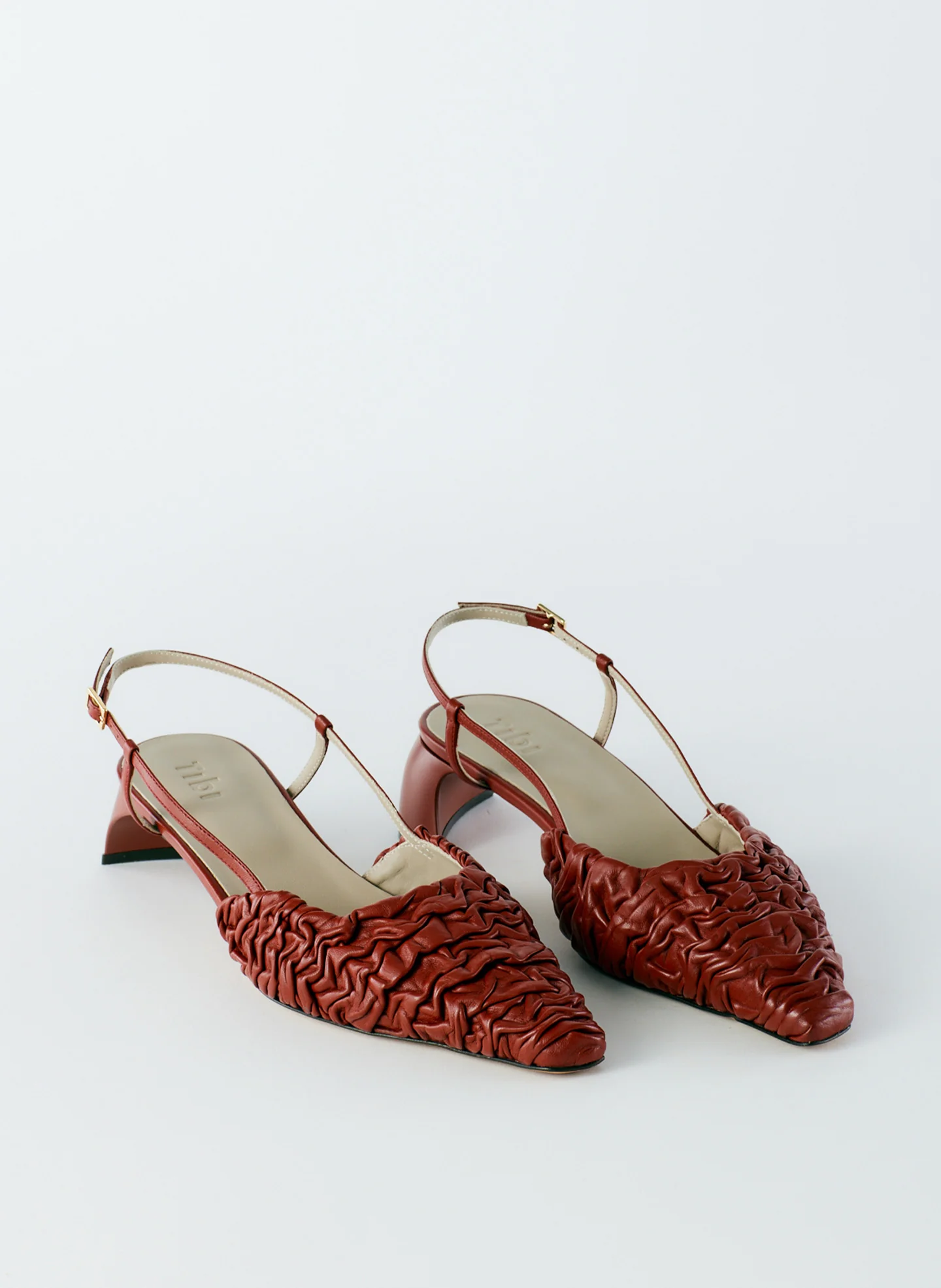 Textured Victor Slingback - Image 3