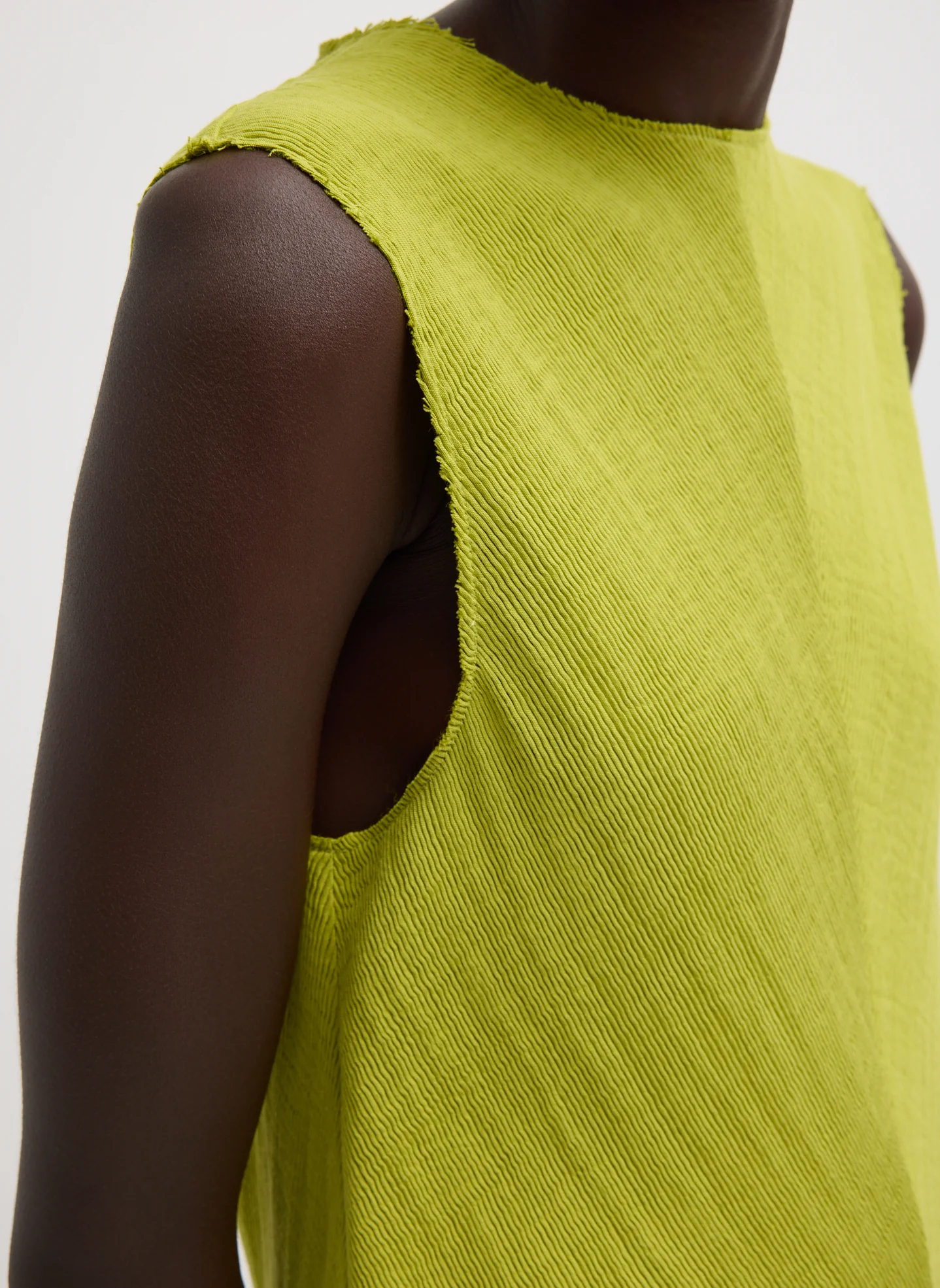 Viscose Plisse Sleeveless Bias Short Tunic Dress - Image 8