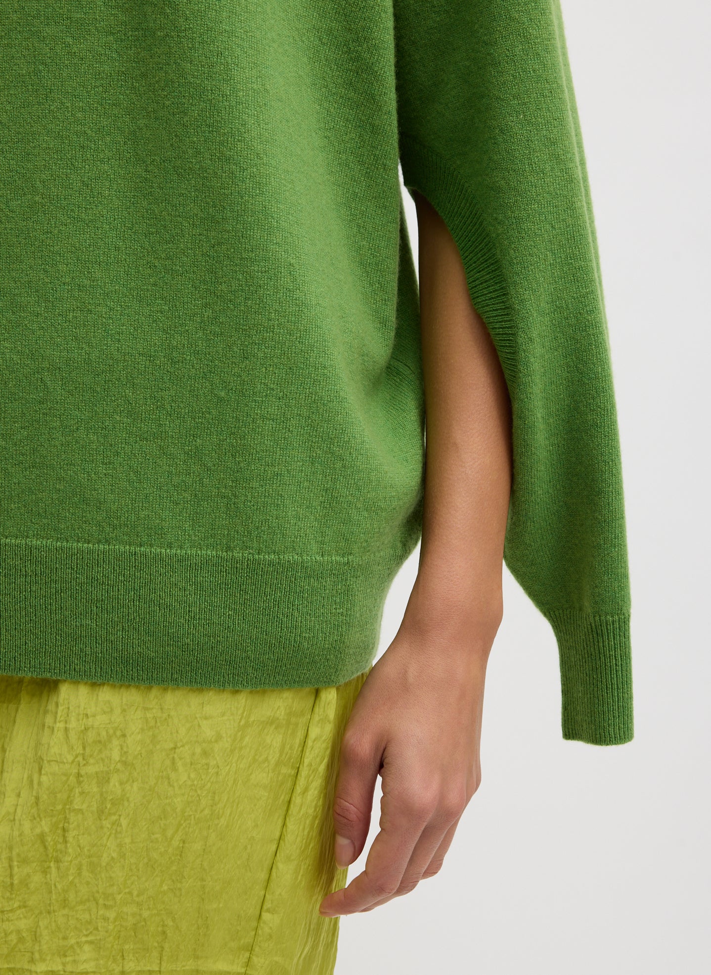 Washable Cashmere Crewneck Cut Out Sleeve Sweater - Image 7
